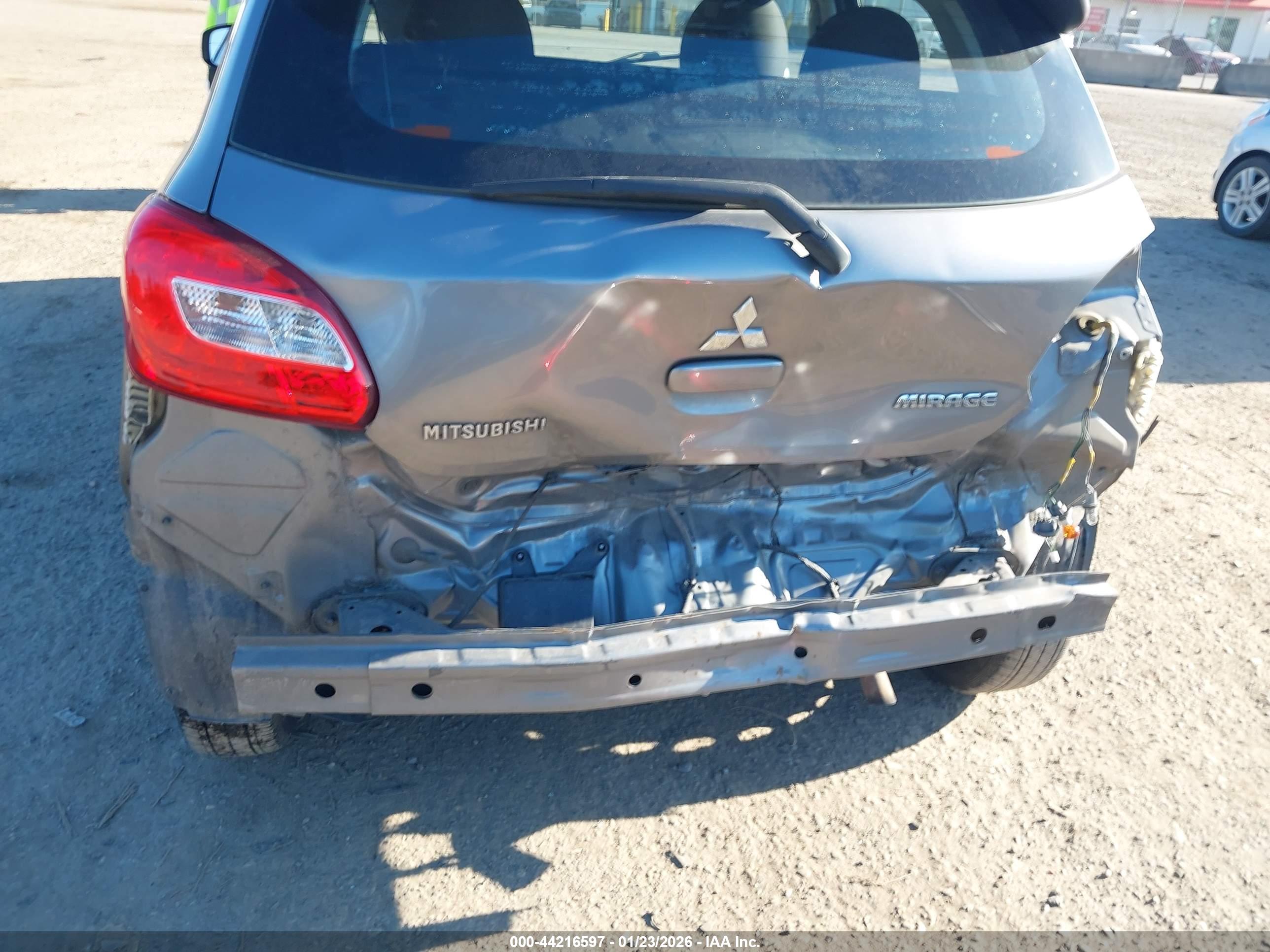 MITSUBISHI MIRAGE image 6