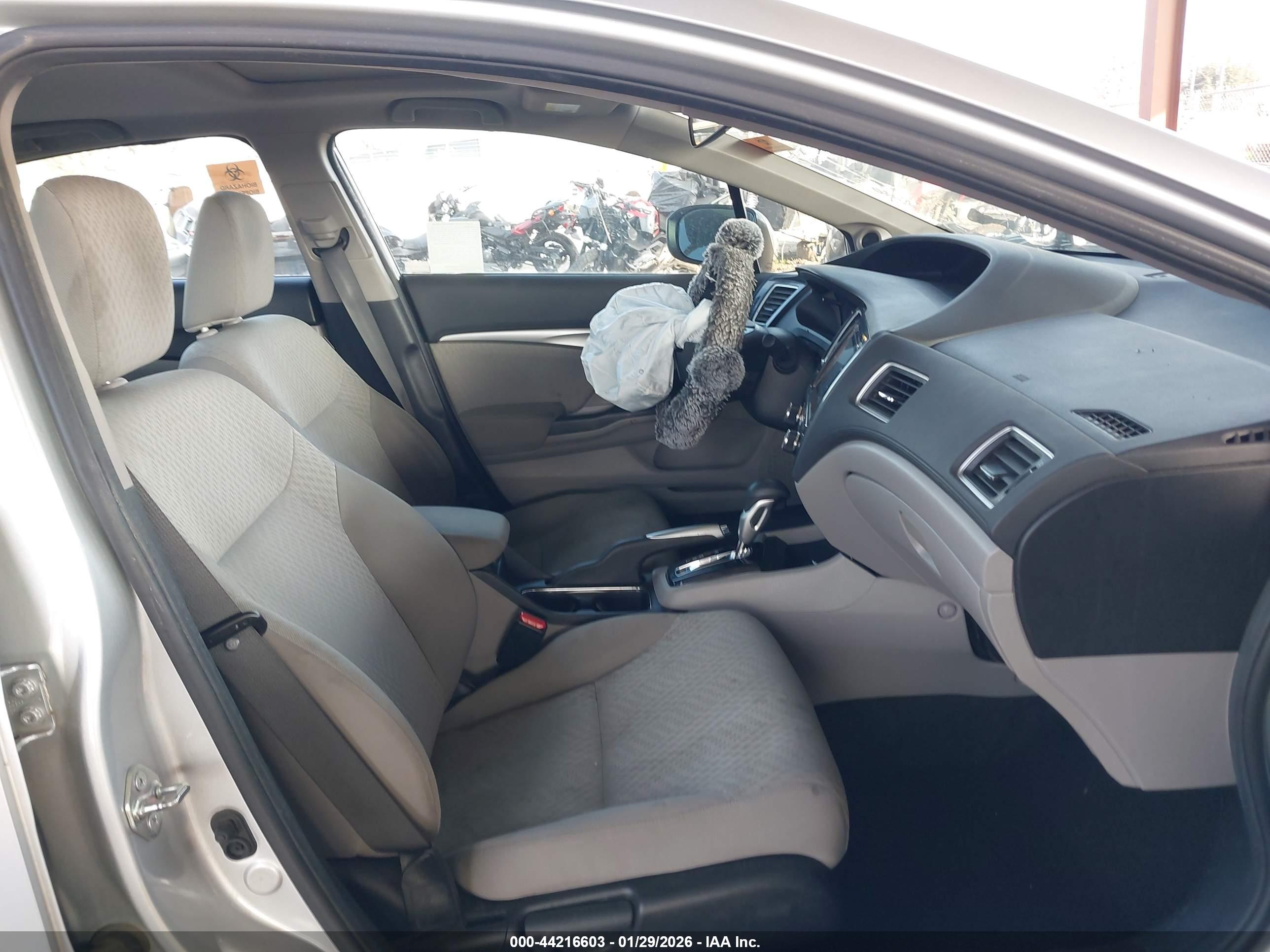 HONDA CIVIC image 5