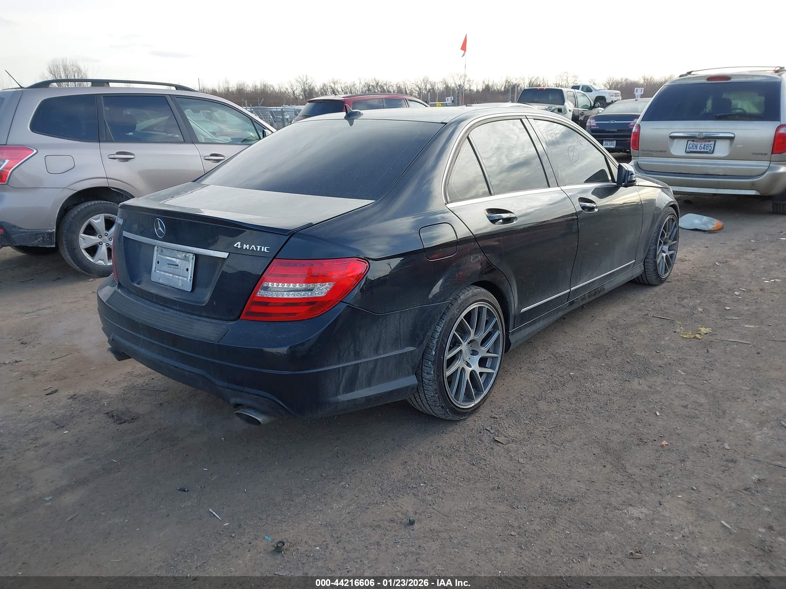 MERCEDES-BENZ C image 4