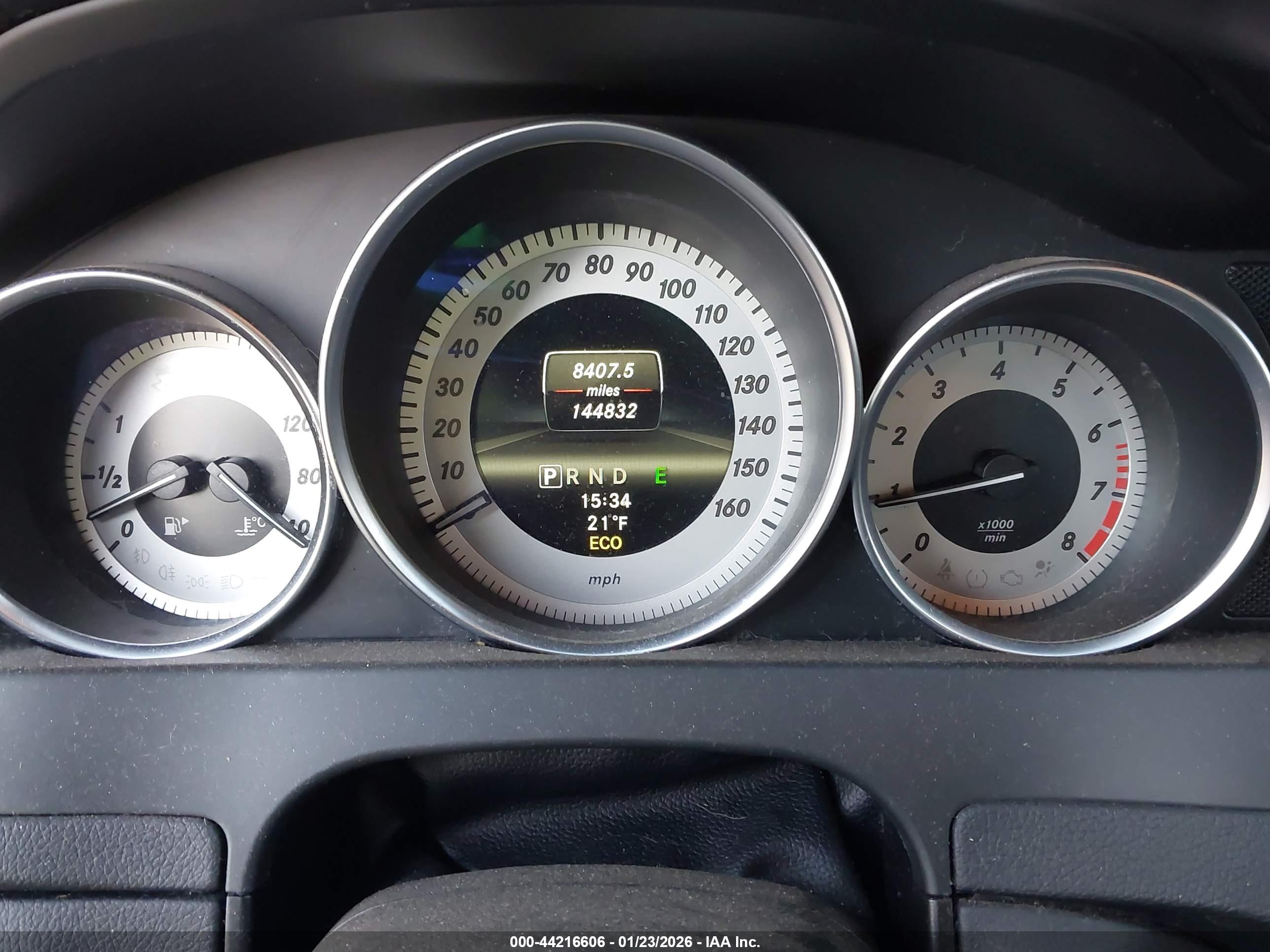 MERCEDES-BENZ C image 7