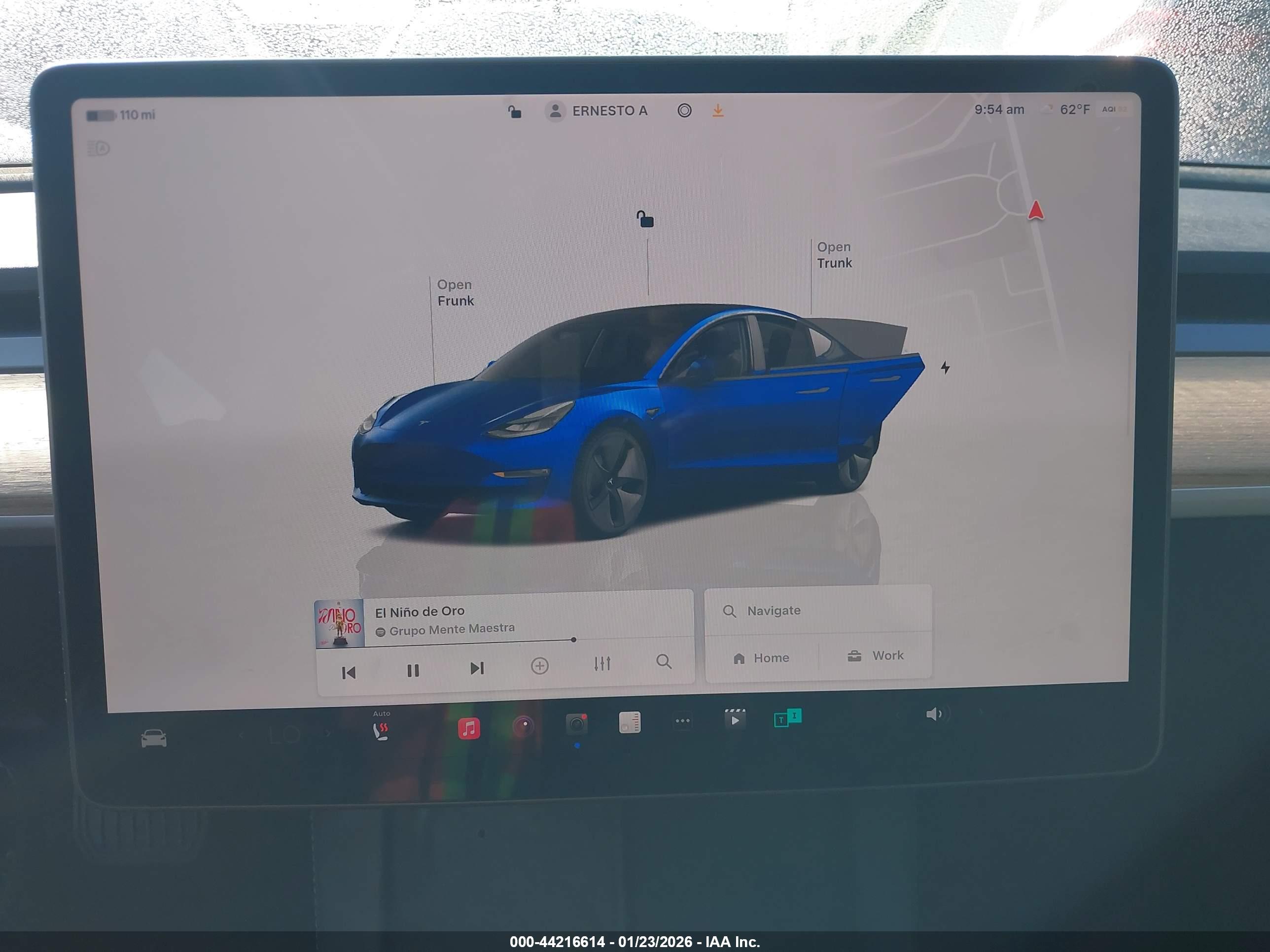 TESLA MODEL image 7