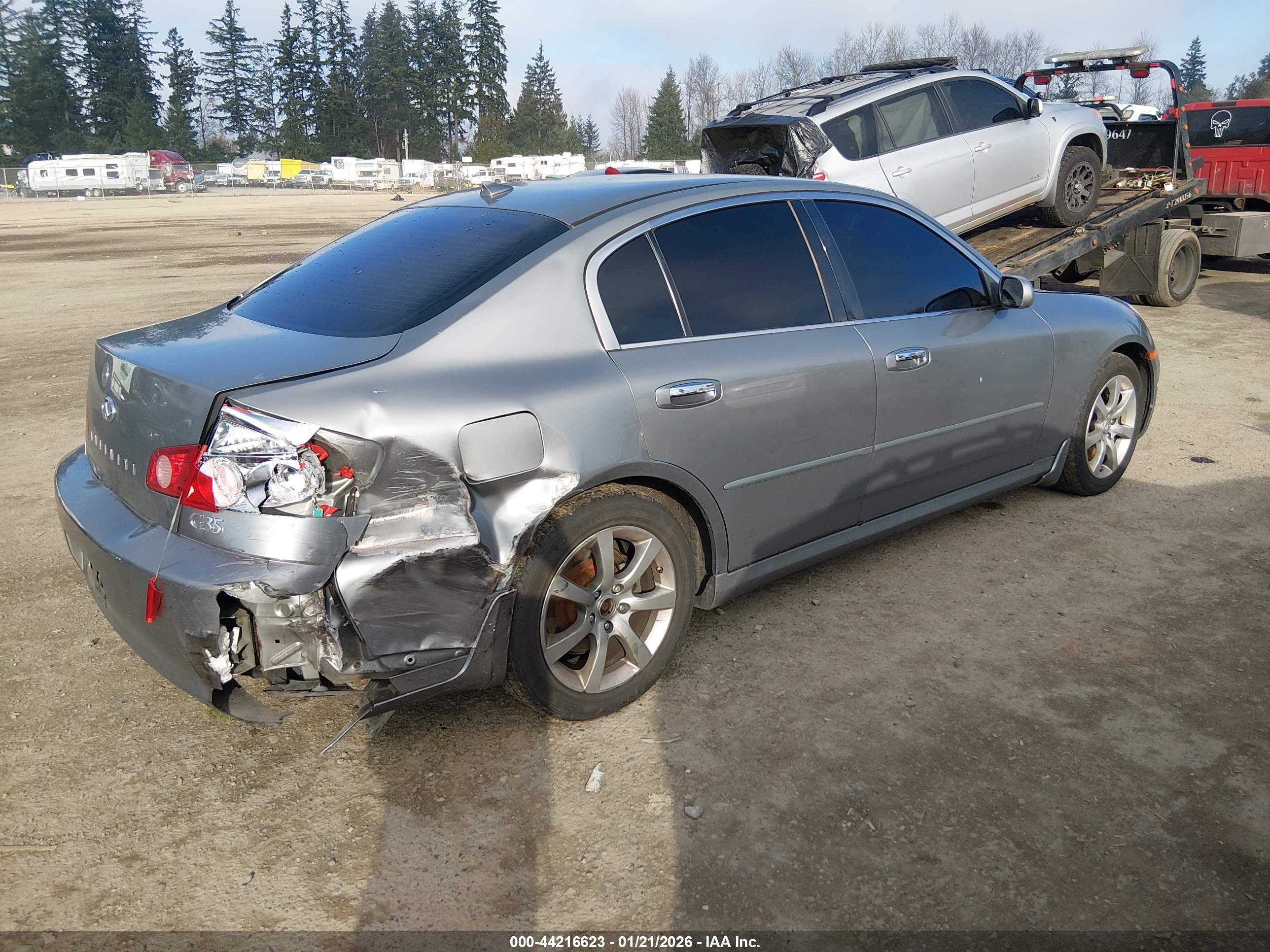 INFINITI G35 image 4