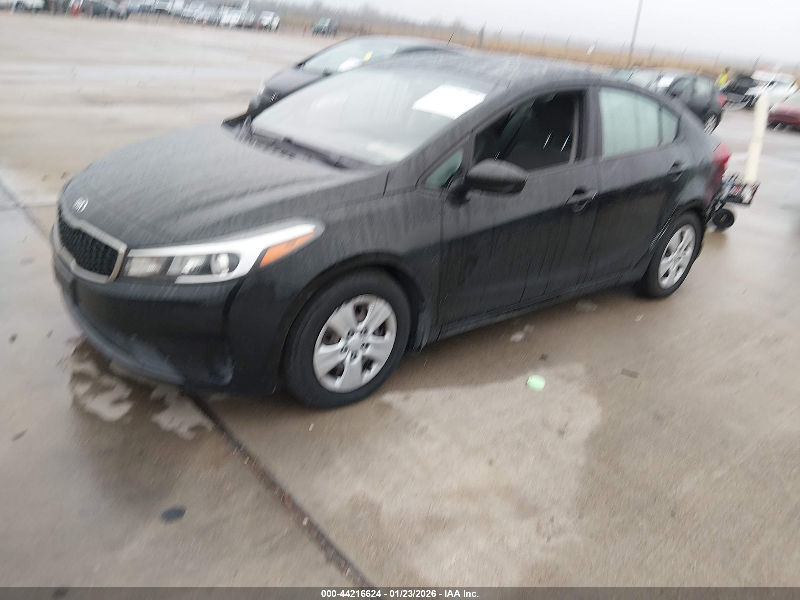 KIA FORTE image 2