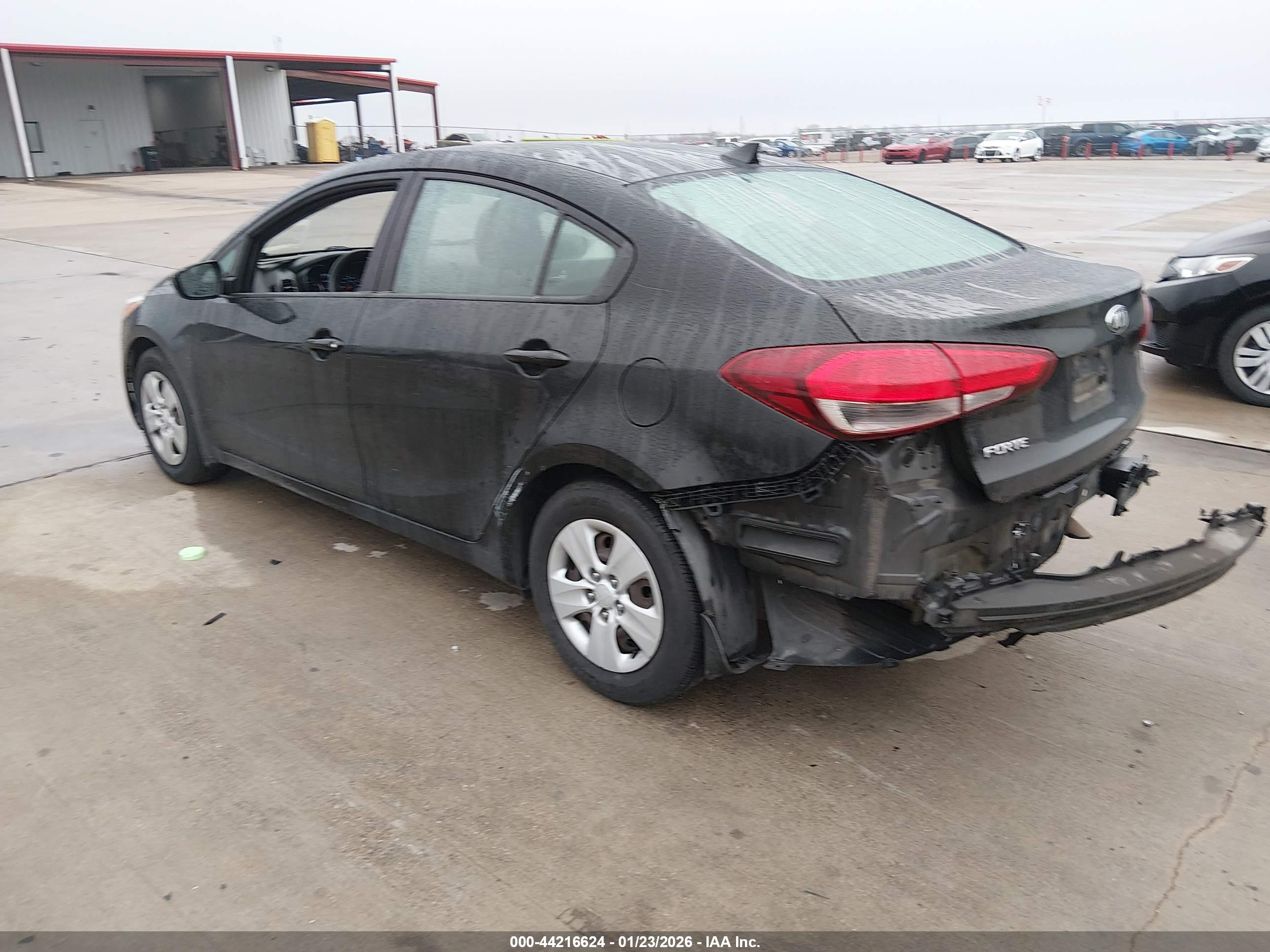 KIA FORTE image 3