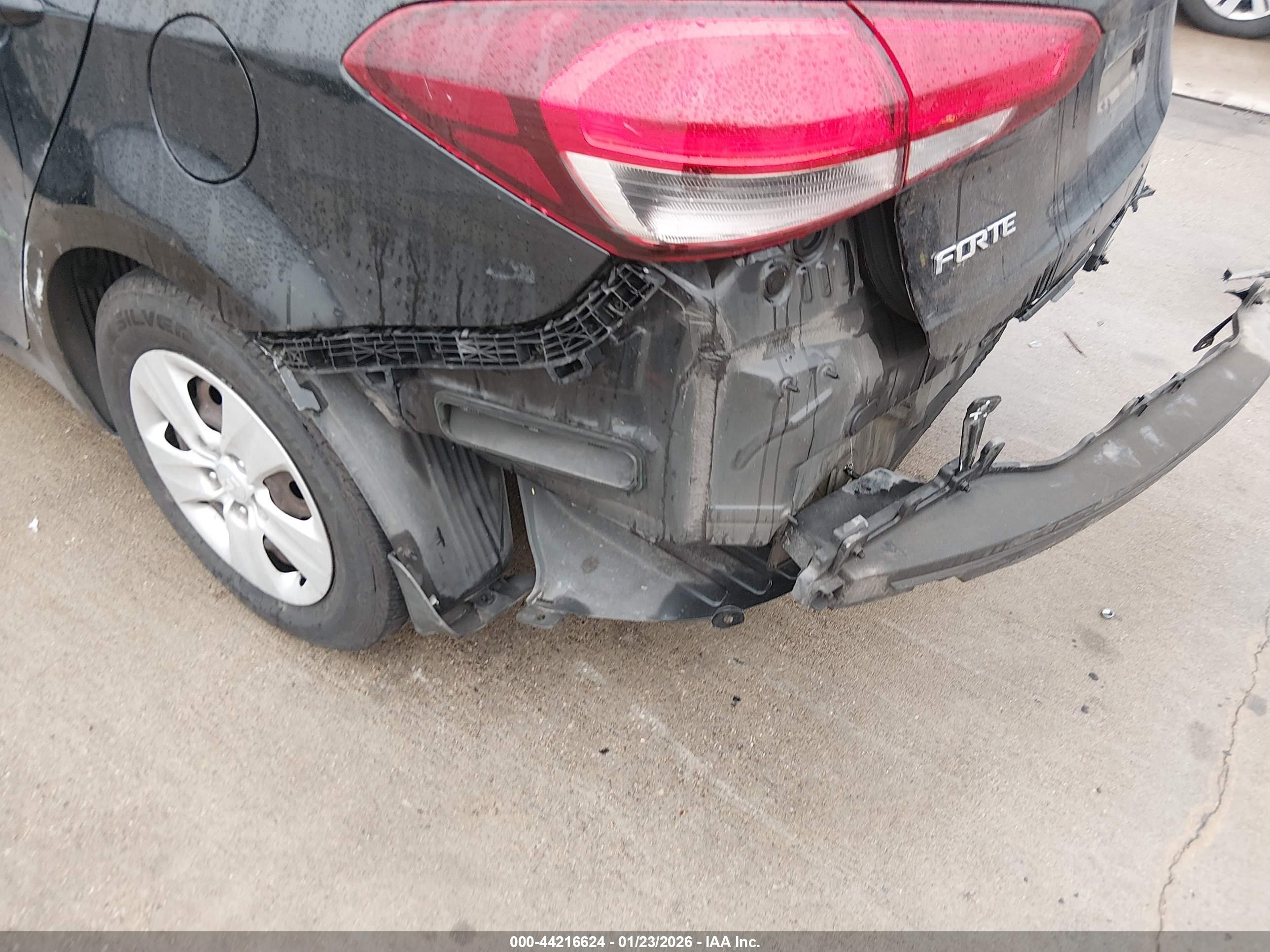 KIA FORTE image 6