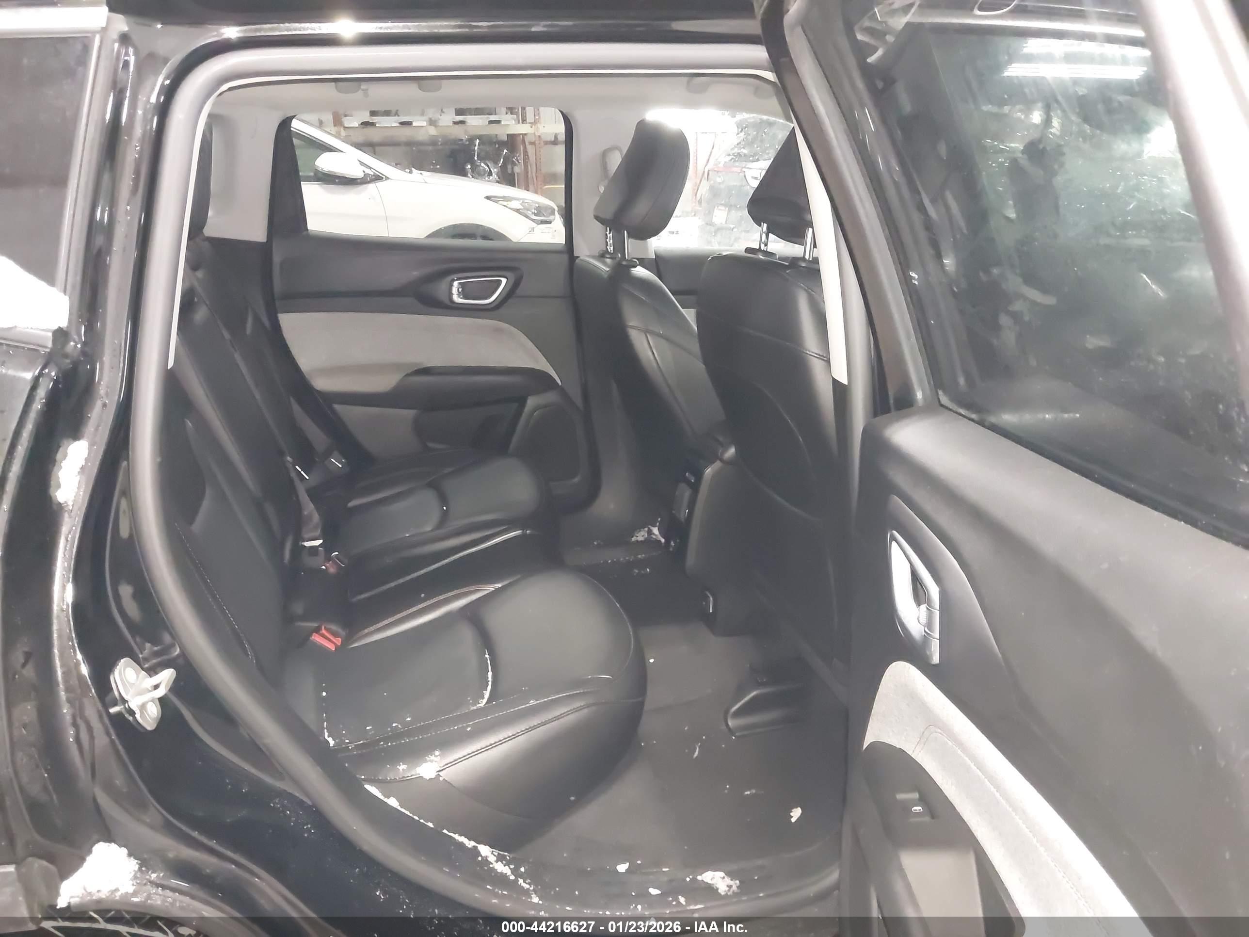 JEEP COMPASS image 8