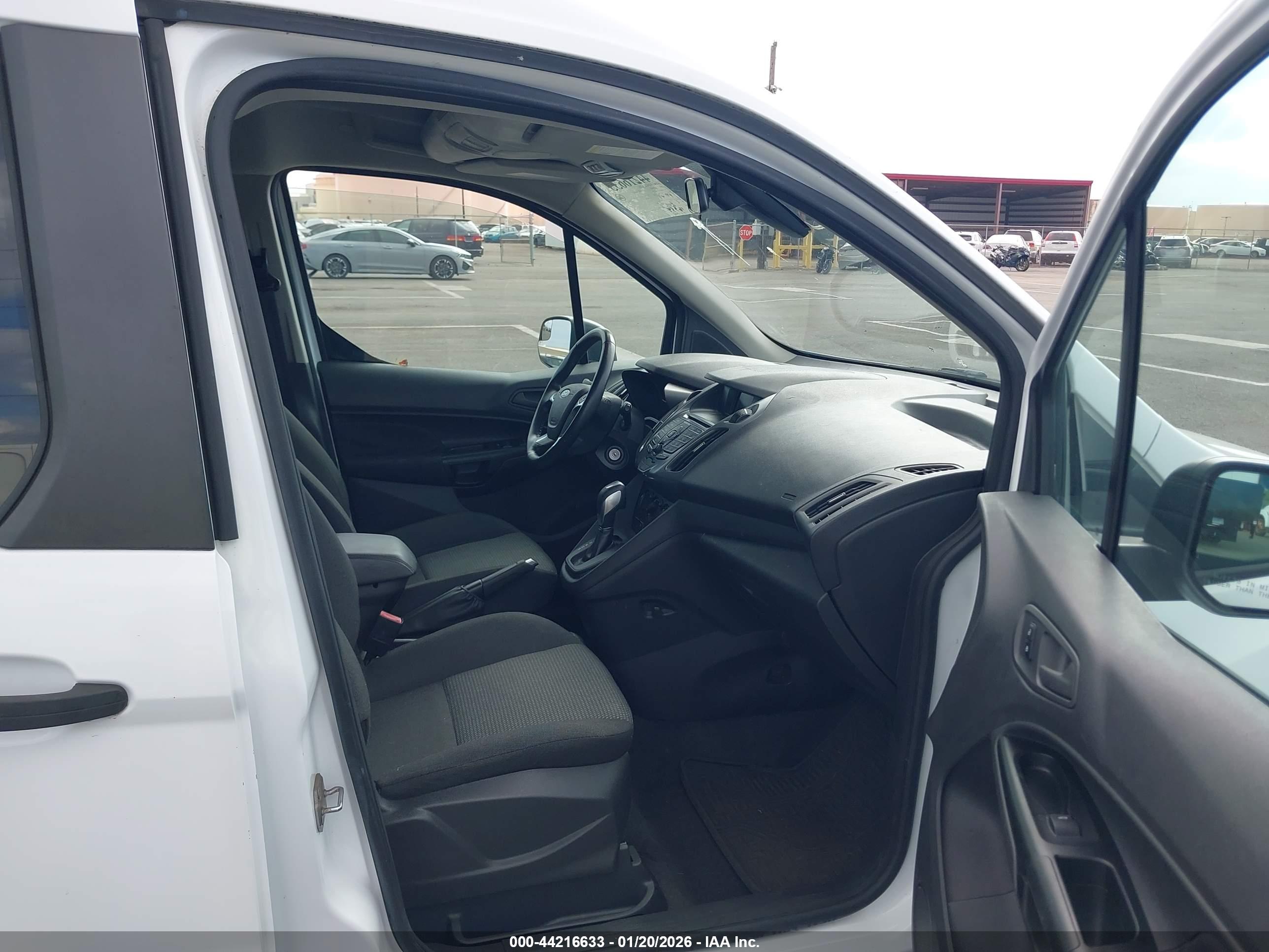 FORD TRANSIT image 5