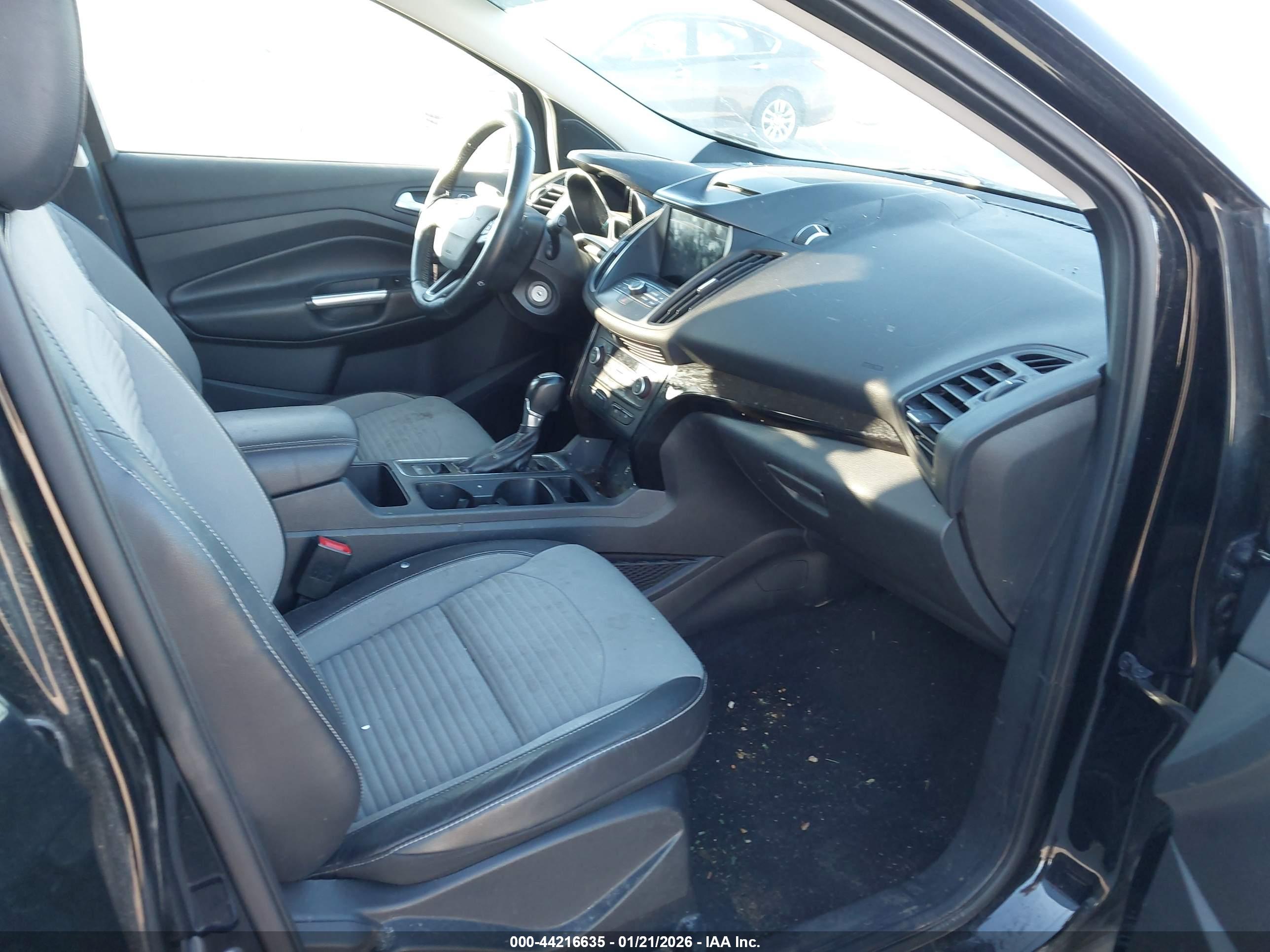 FORD ESCAPE image 5