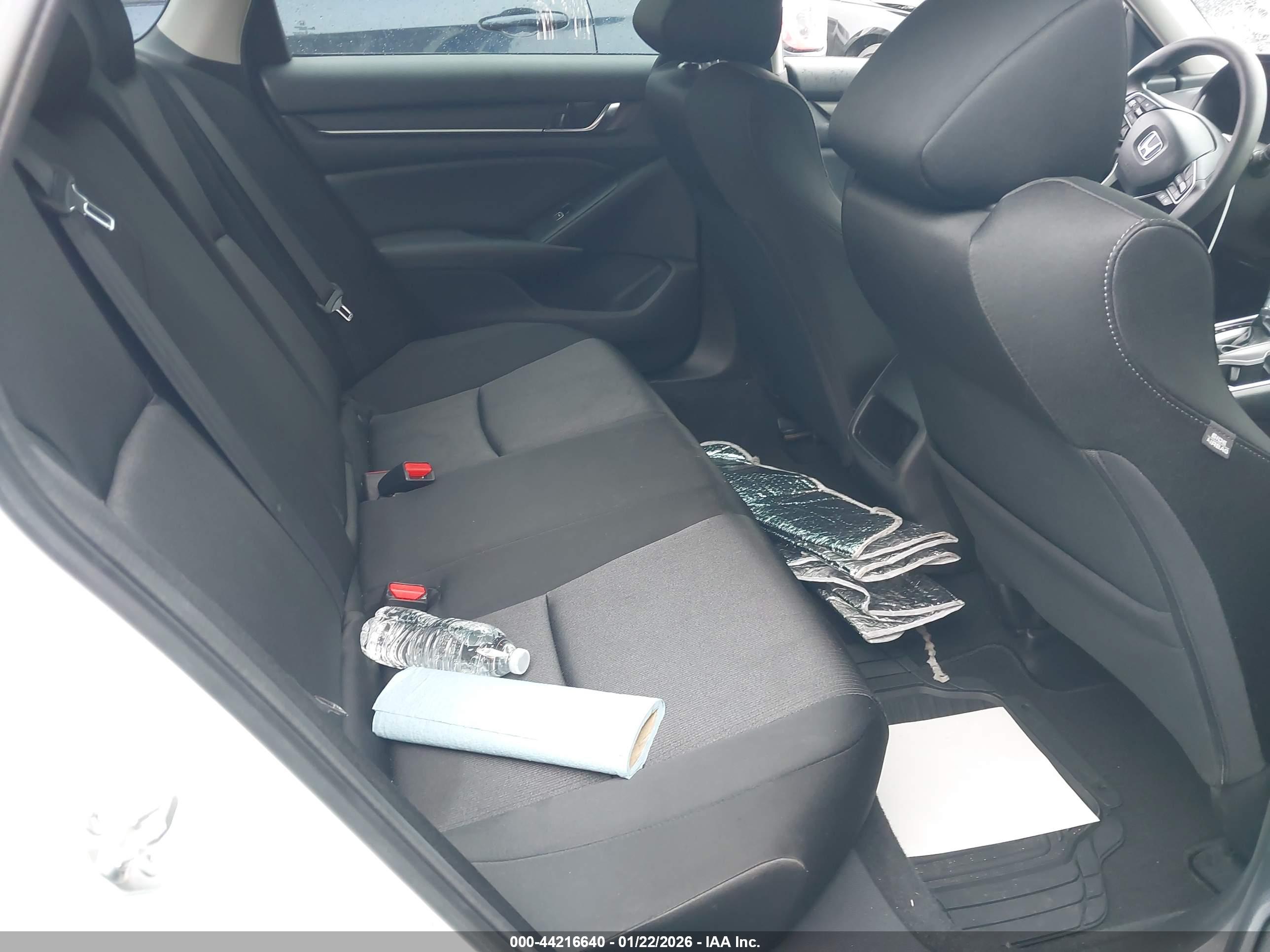HONDA ACCORD image 8