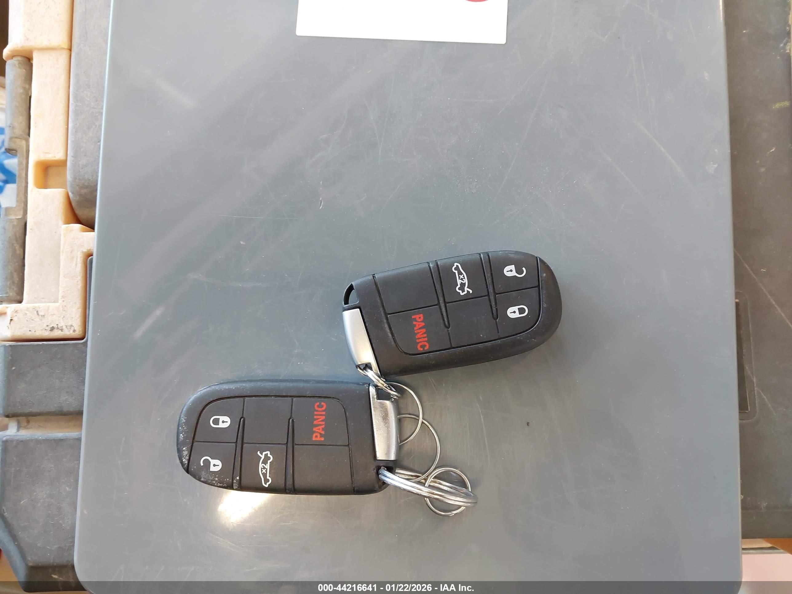 DODGE CHALLENGER image 11