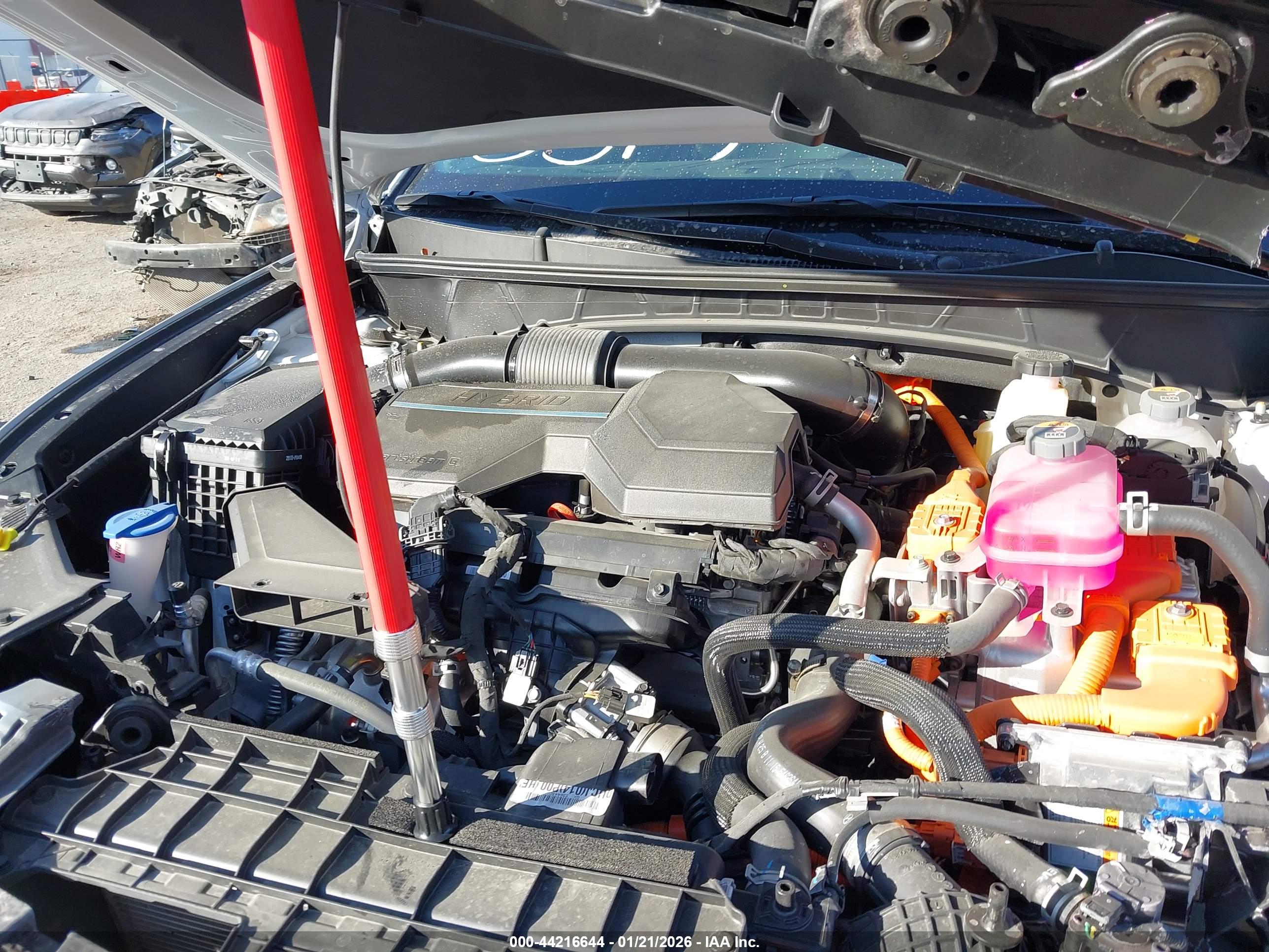 HYUNDAI TUCSON image 10