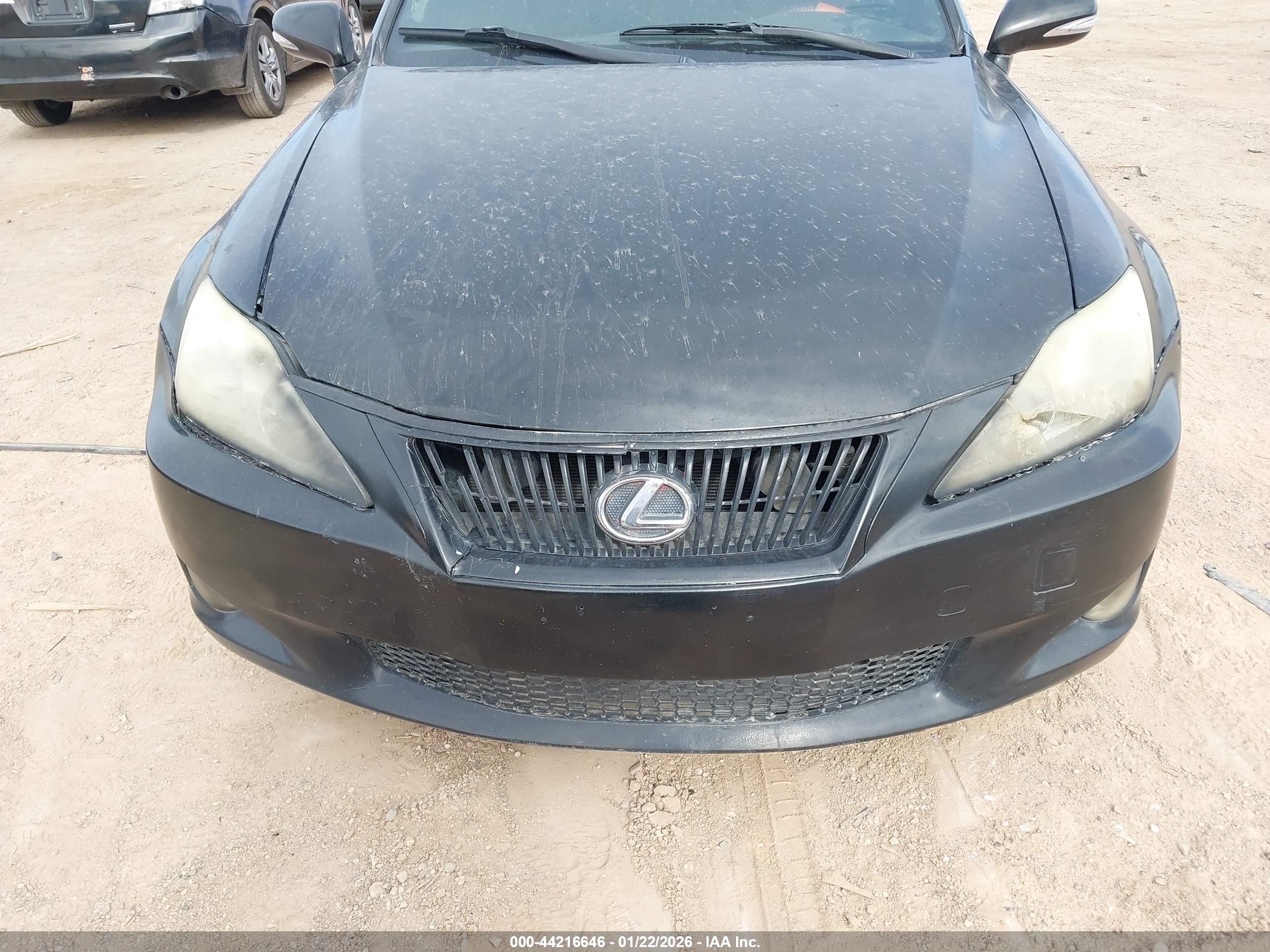 LEXUS IS image 6