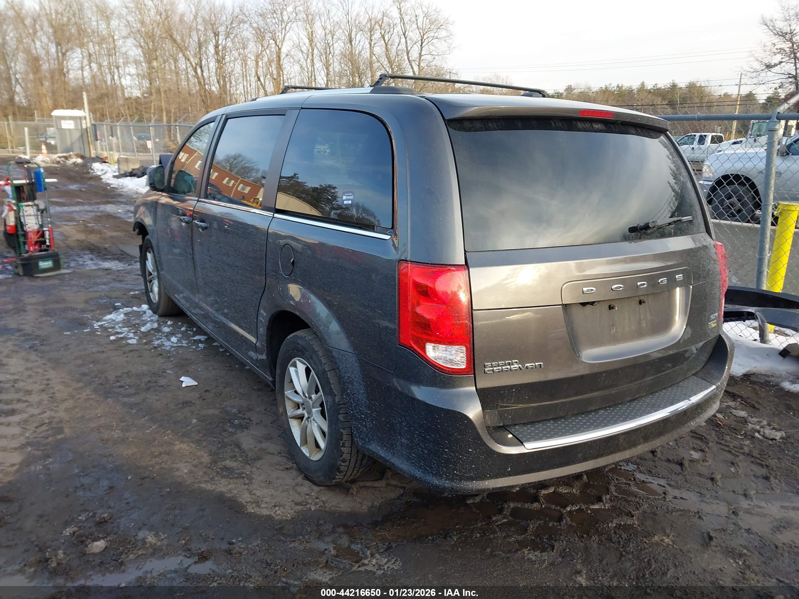 DODGE GRAND image 3
