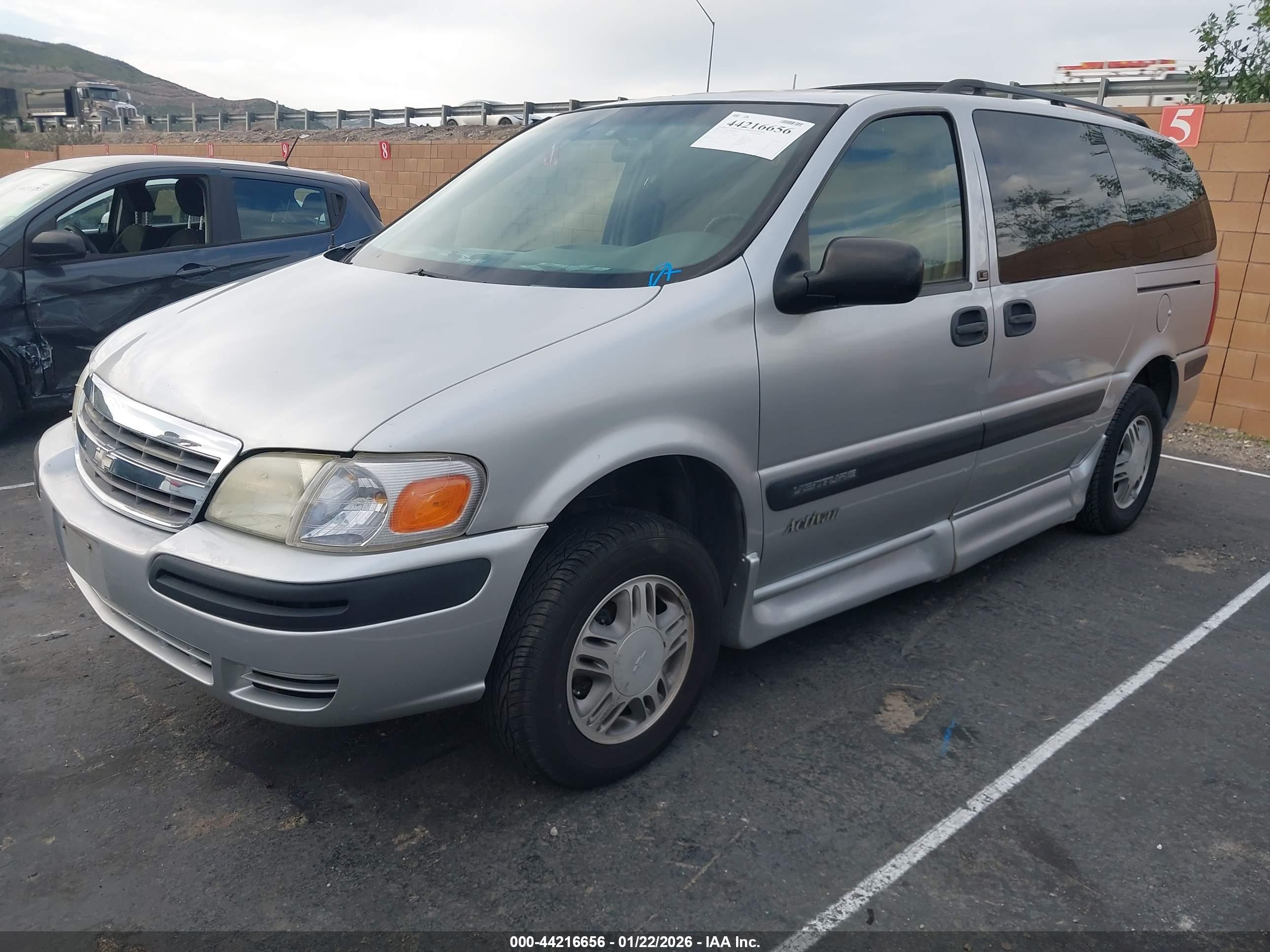 CHEVROLET VENTURE image 2