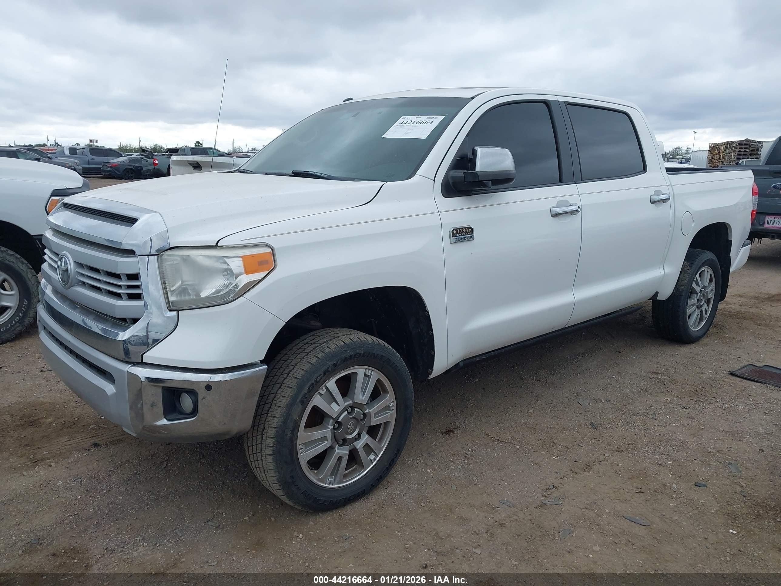 TOYOTA TUNDRA image 2