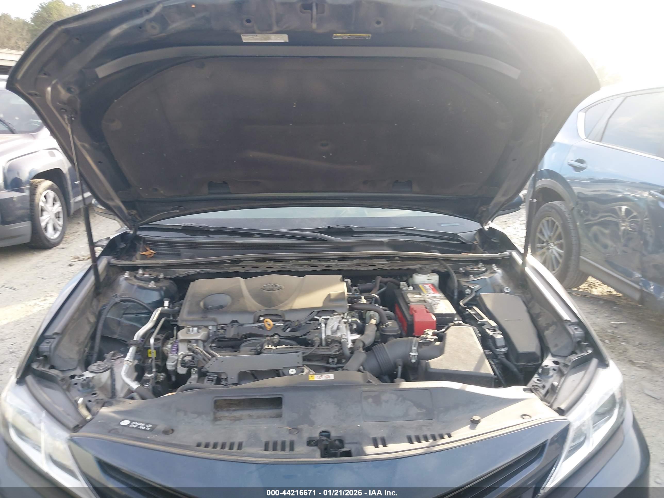 TOYOTA CAMRY image 10