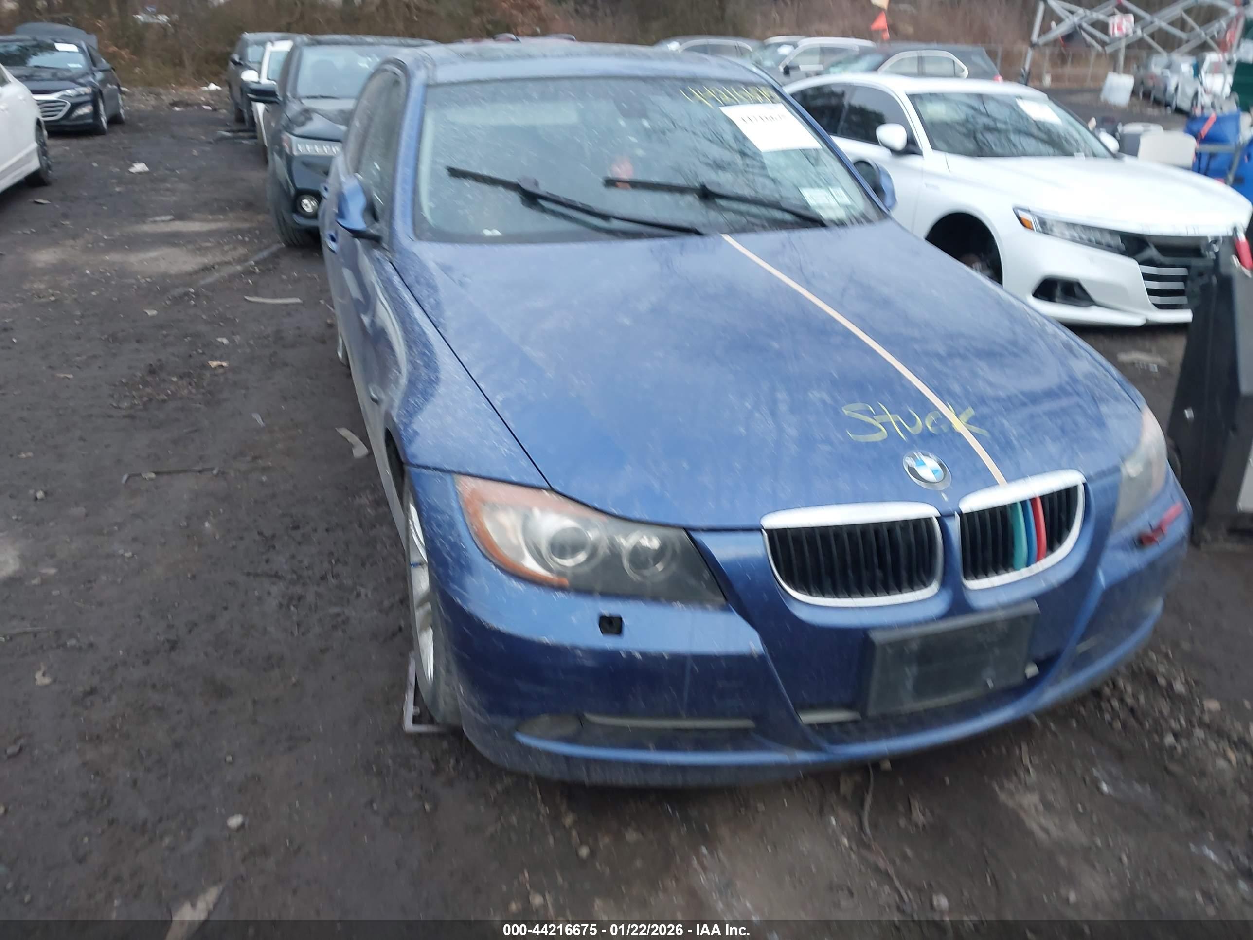 BMW 328XI image 6