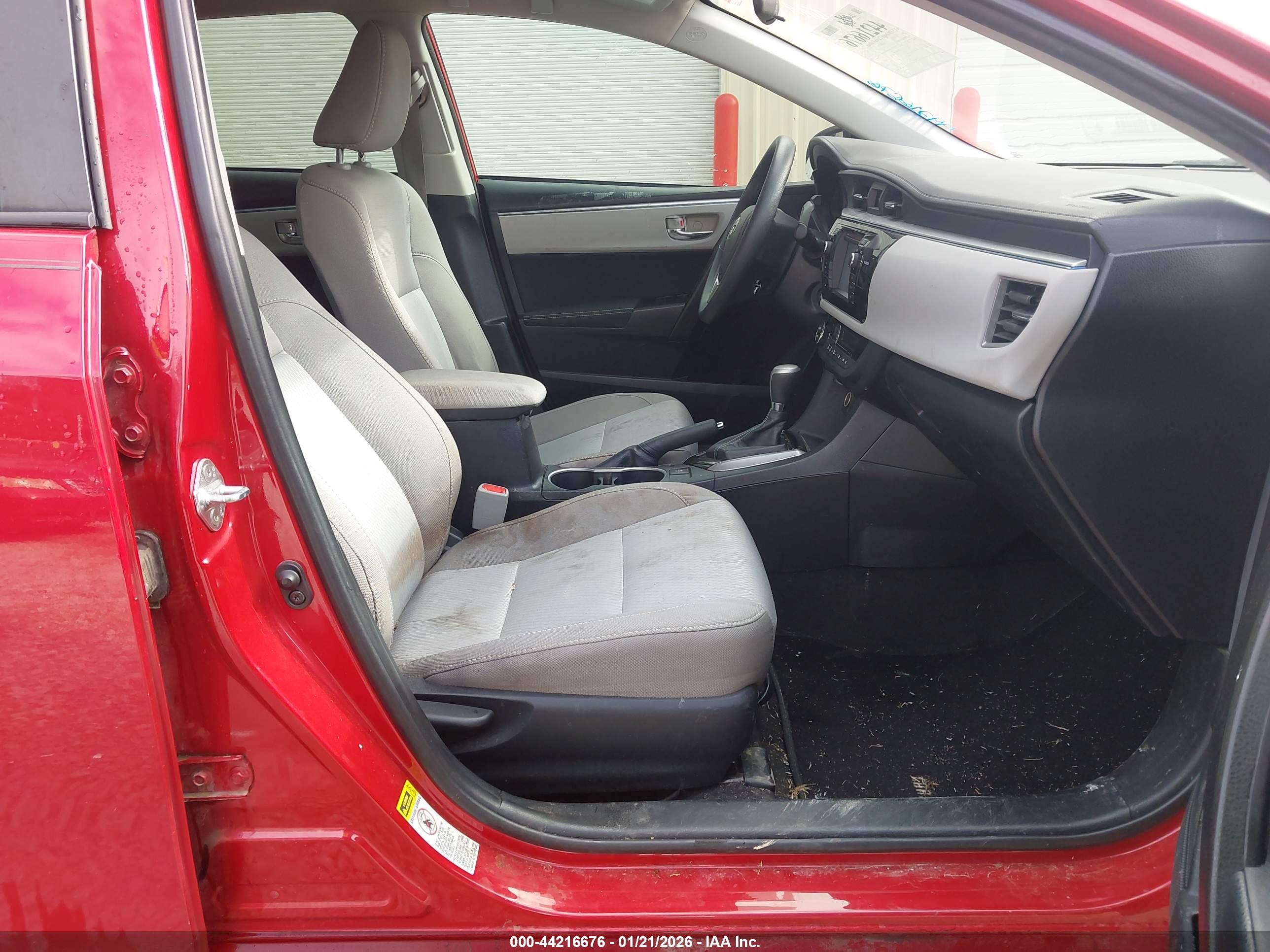 TOYOTA COROLLA image 5