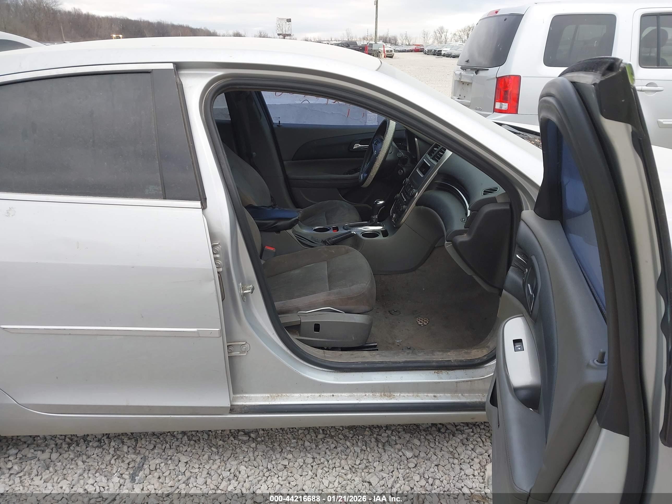 CHEVROLET MALIBU image 5
