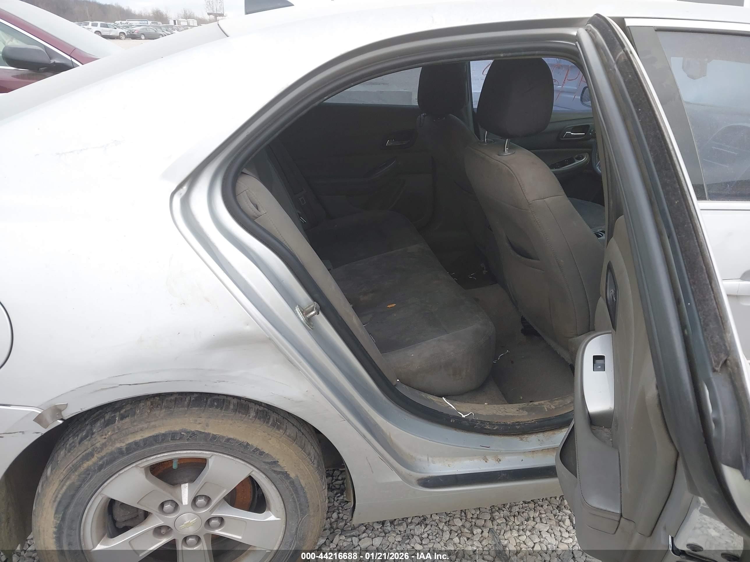 CHEVROLET MALIBU image 8