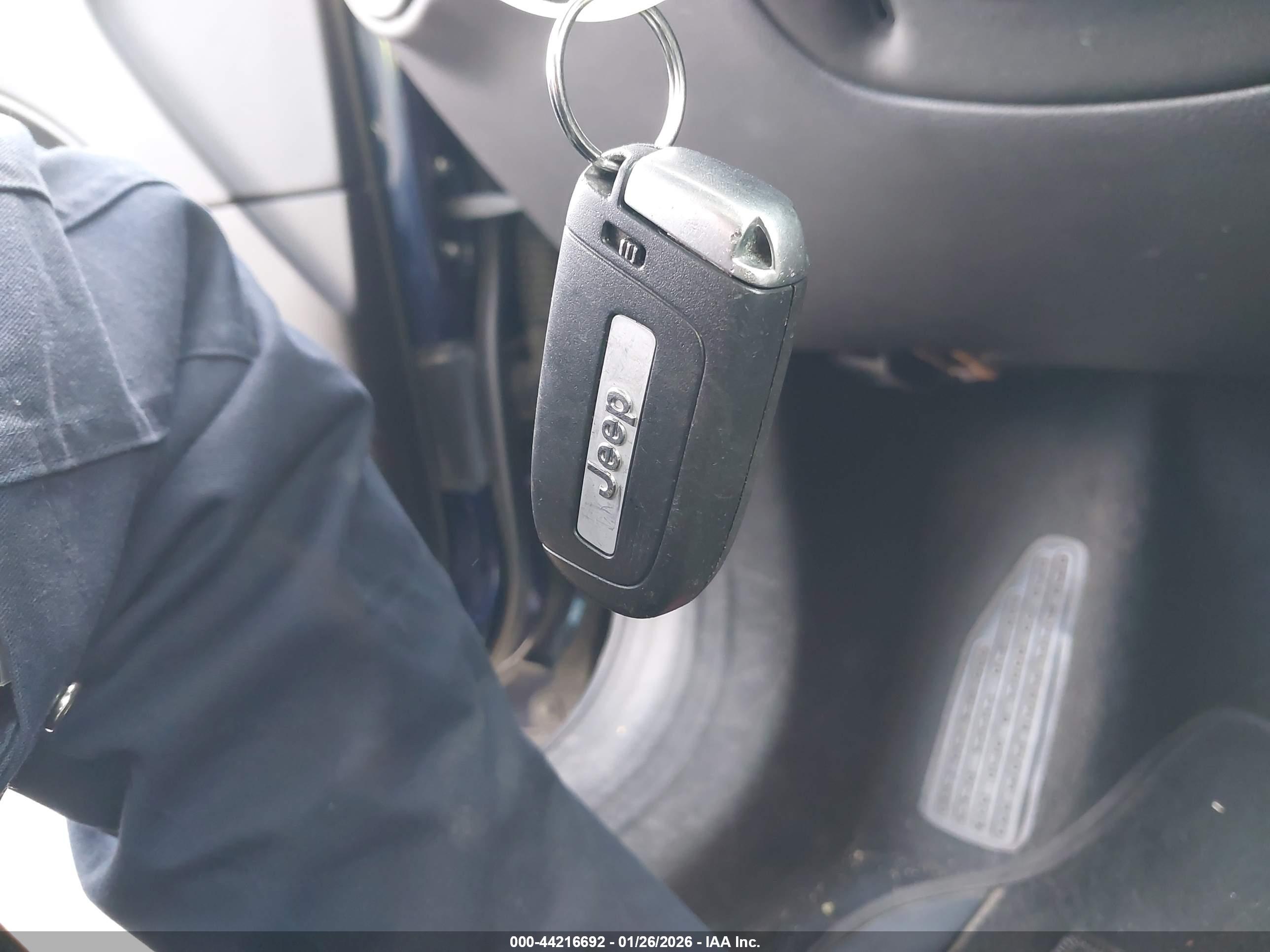 JEEP COMPASS image 11