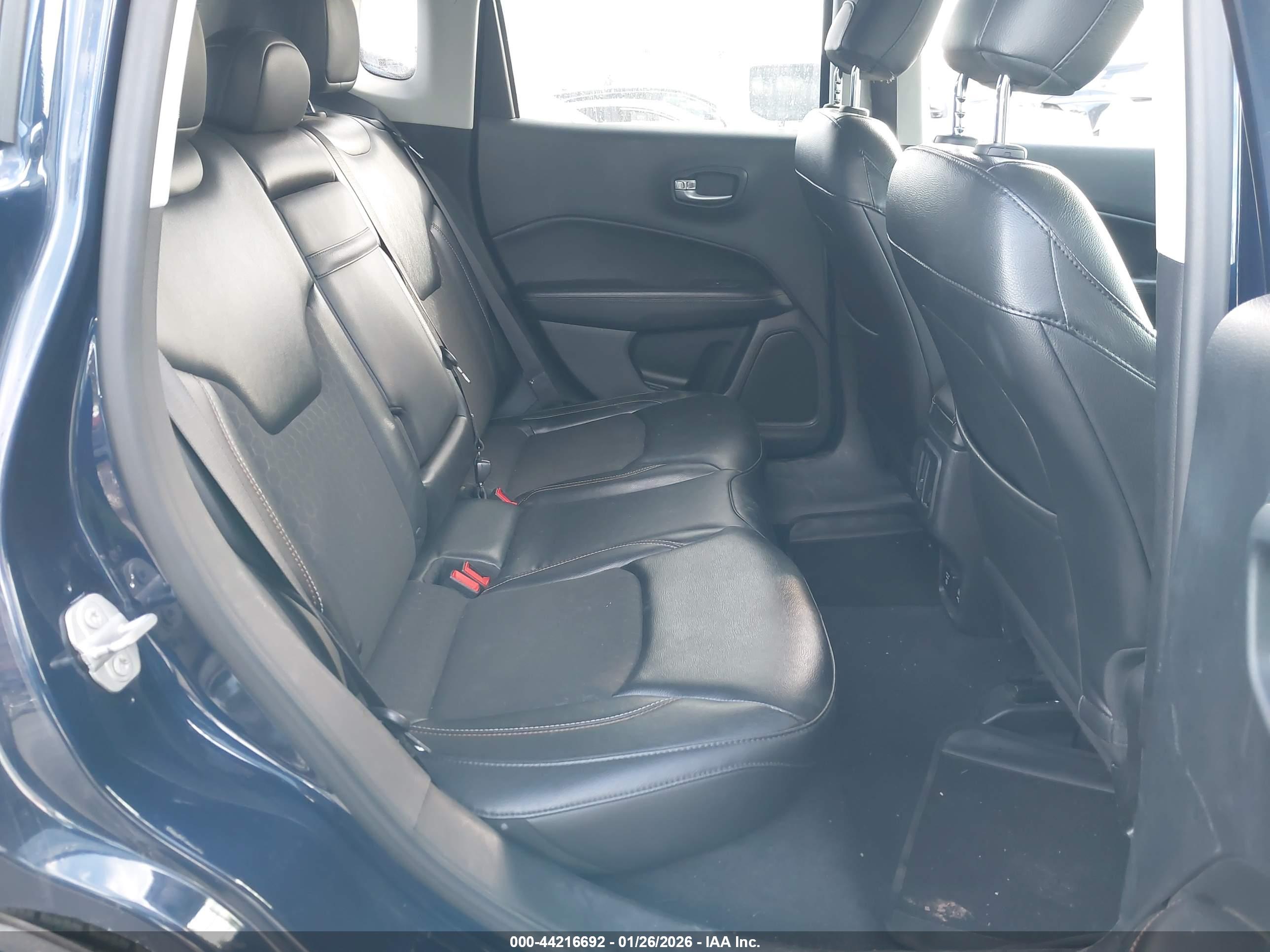JEEP COMPASS image 8