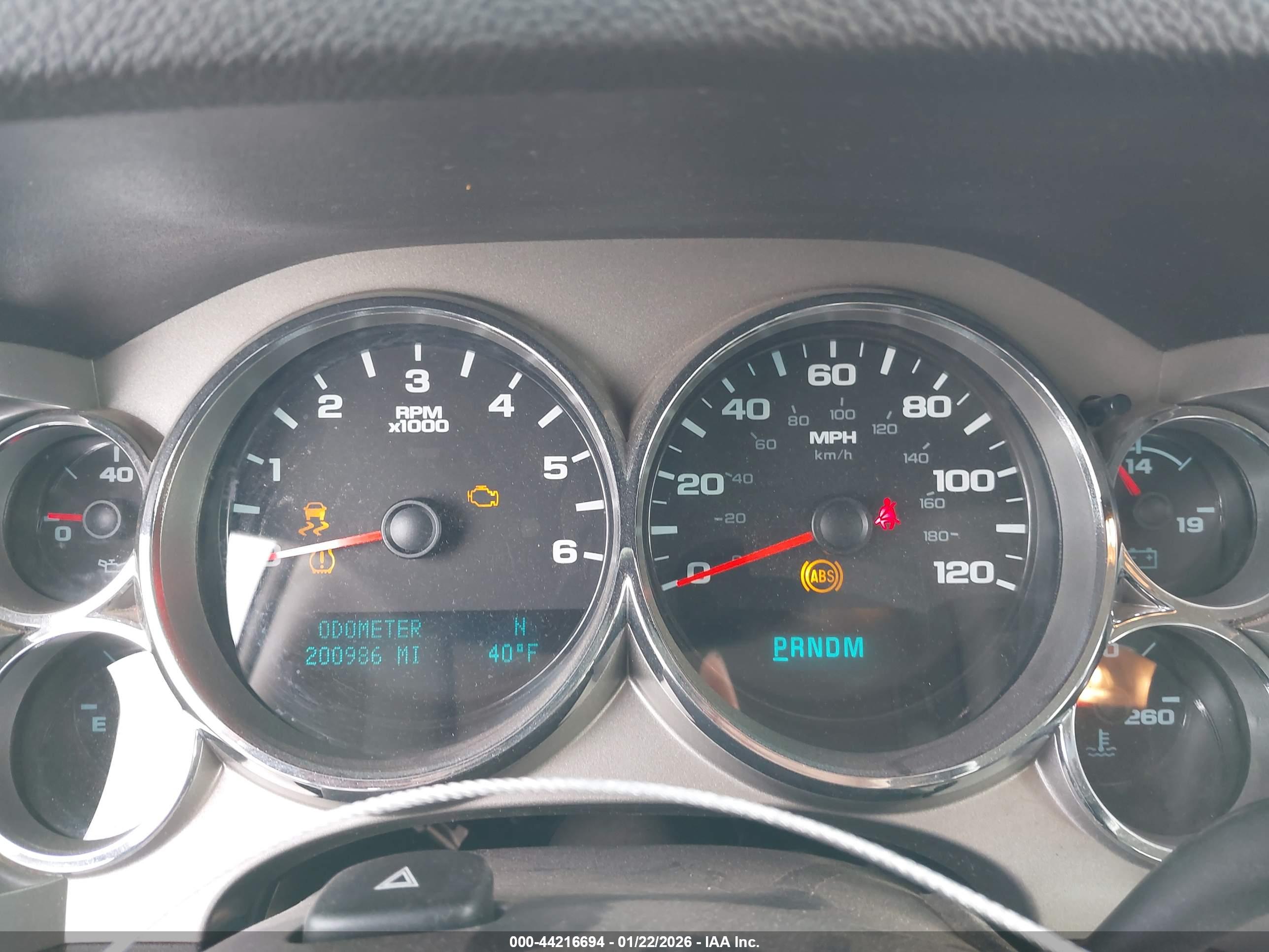 CHEVROLET SILVERADO image 7