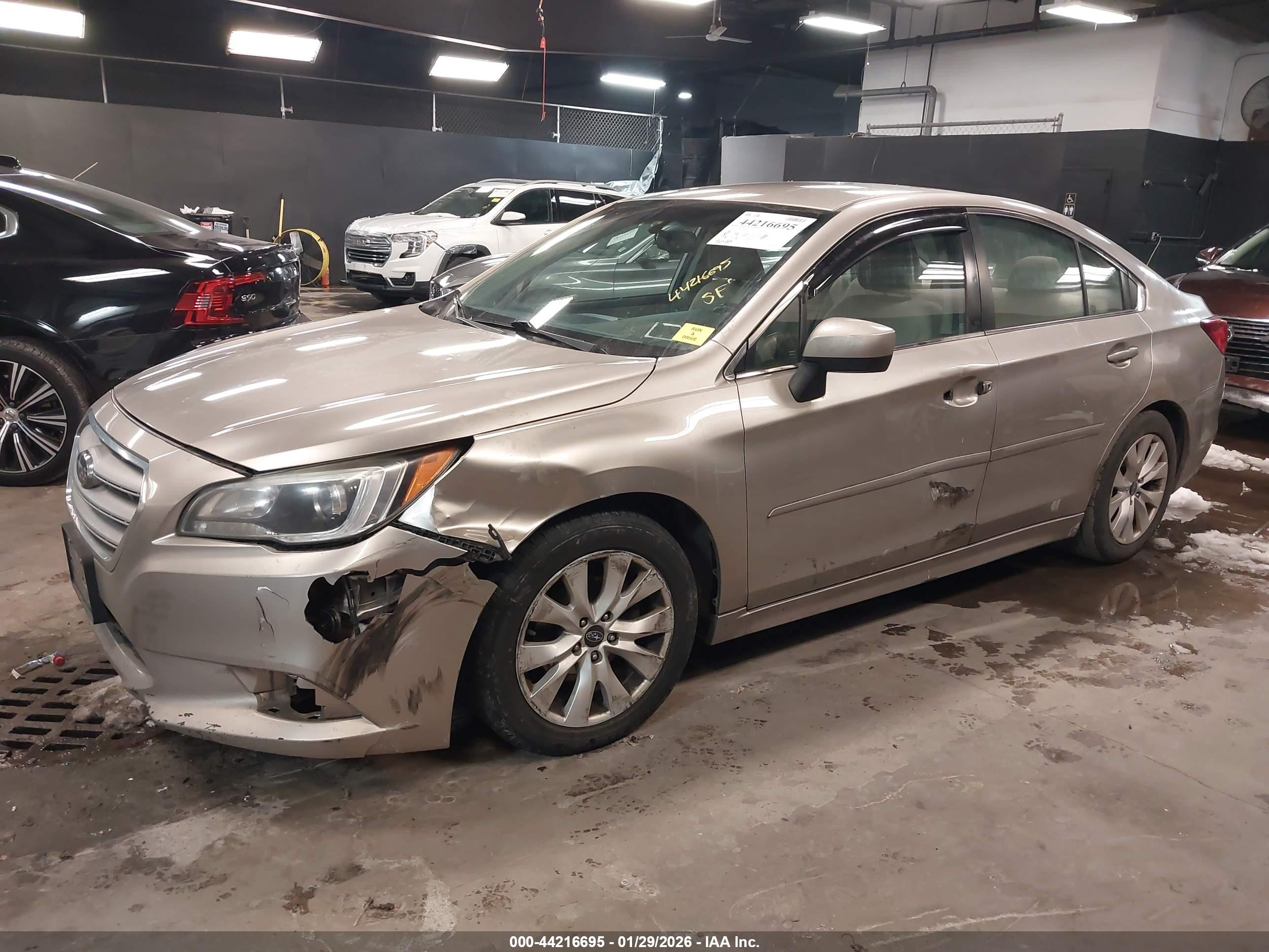 SUBARU LEGACY image 6