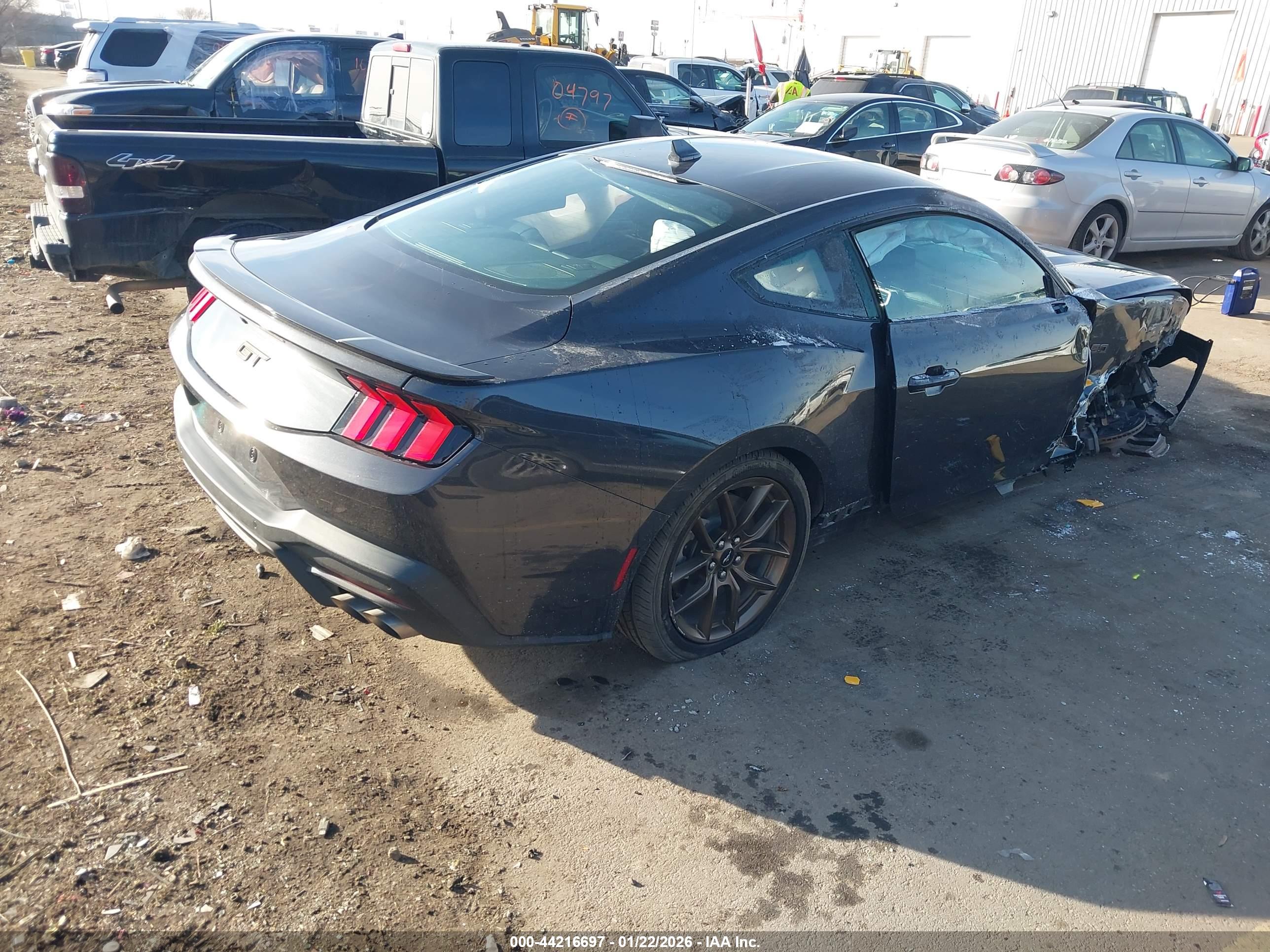 FORD MUSTANG image 4
