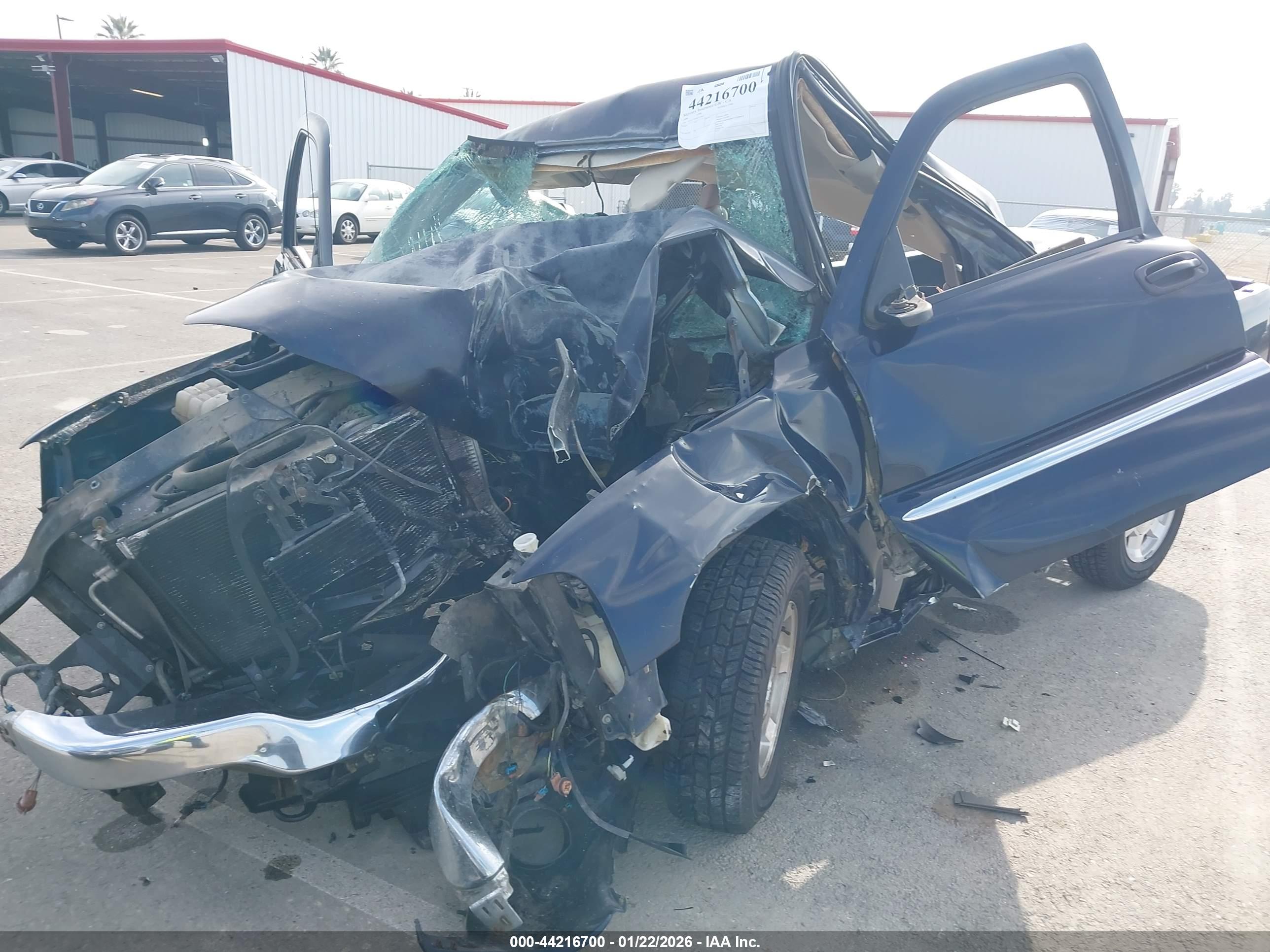 GMC SIERRA image 6