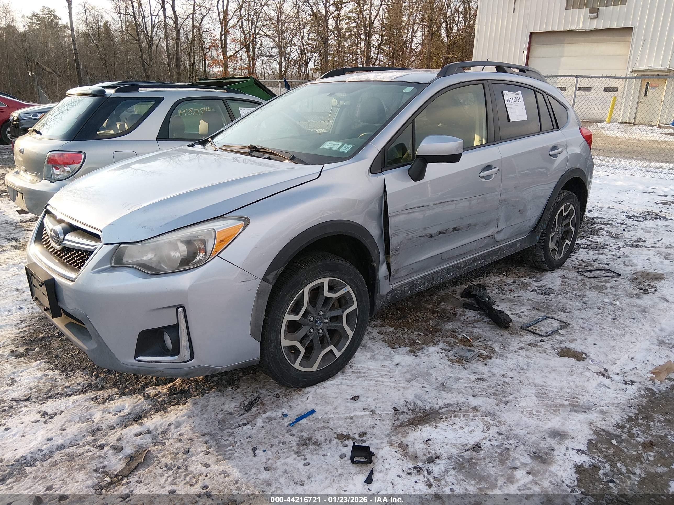 SUBARU CROSSTREK image 2