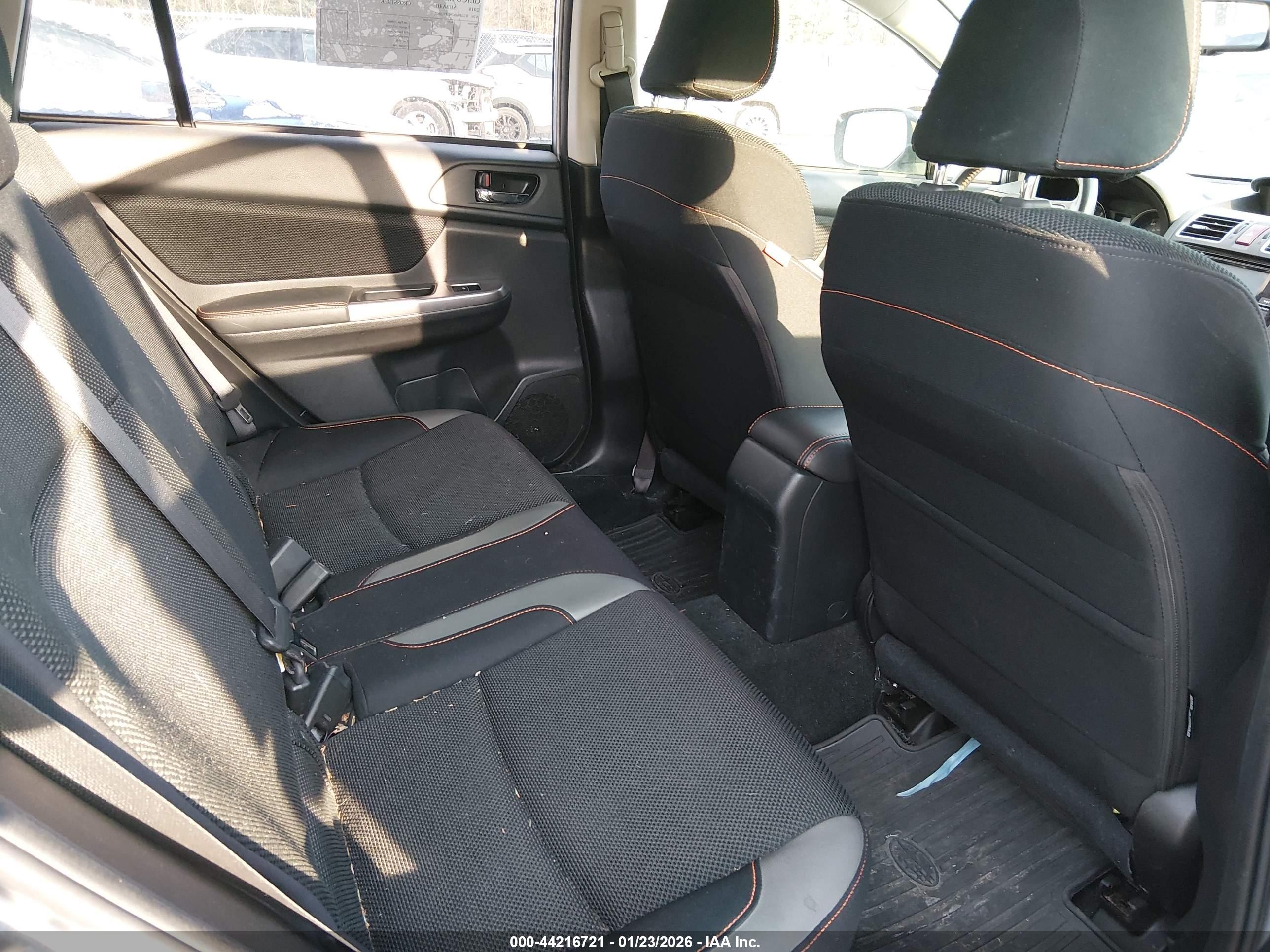 SUBARU CROSSTREK image 8