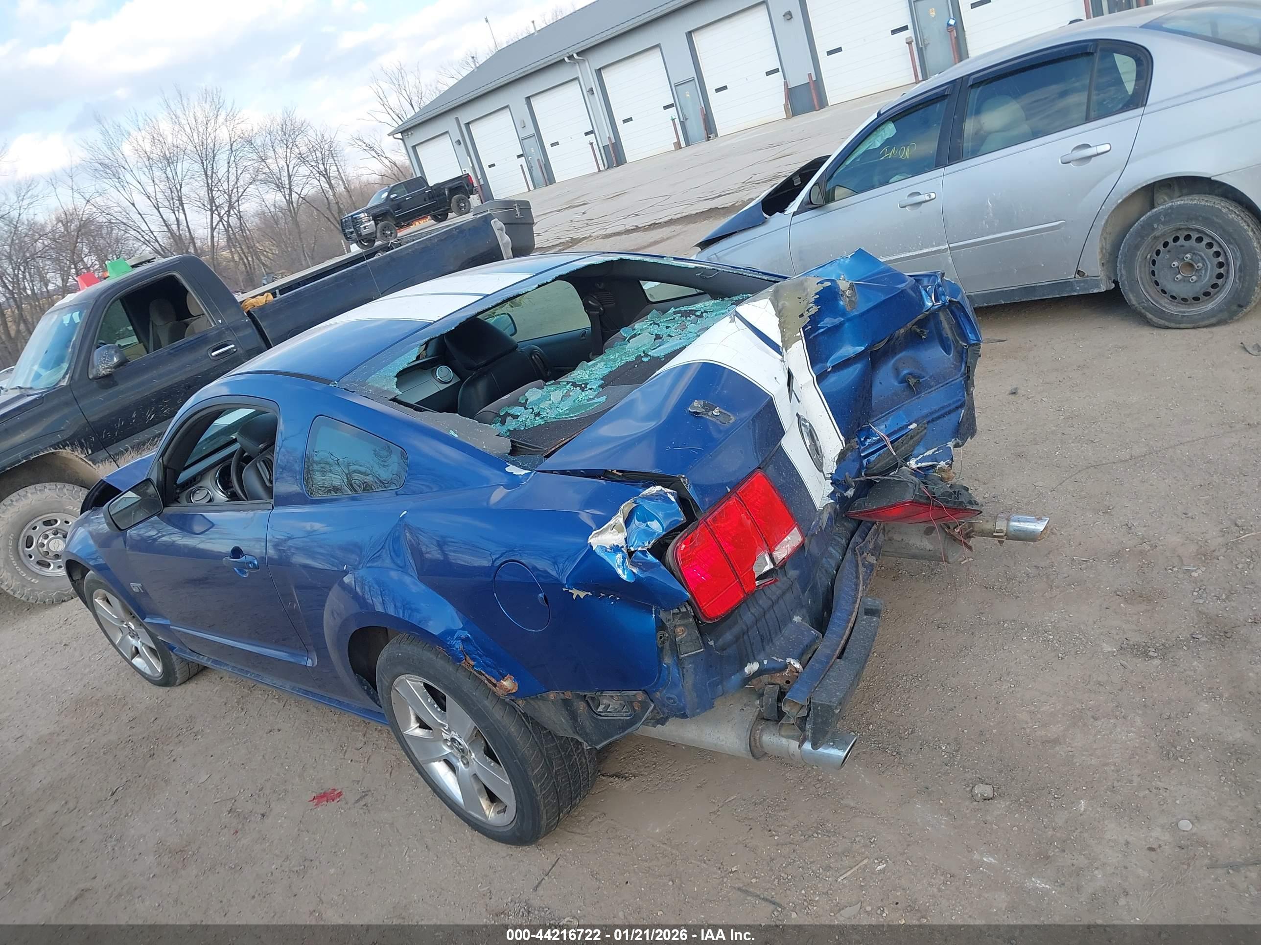 FORD MUSTANG image 6