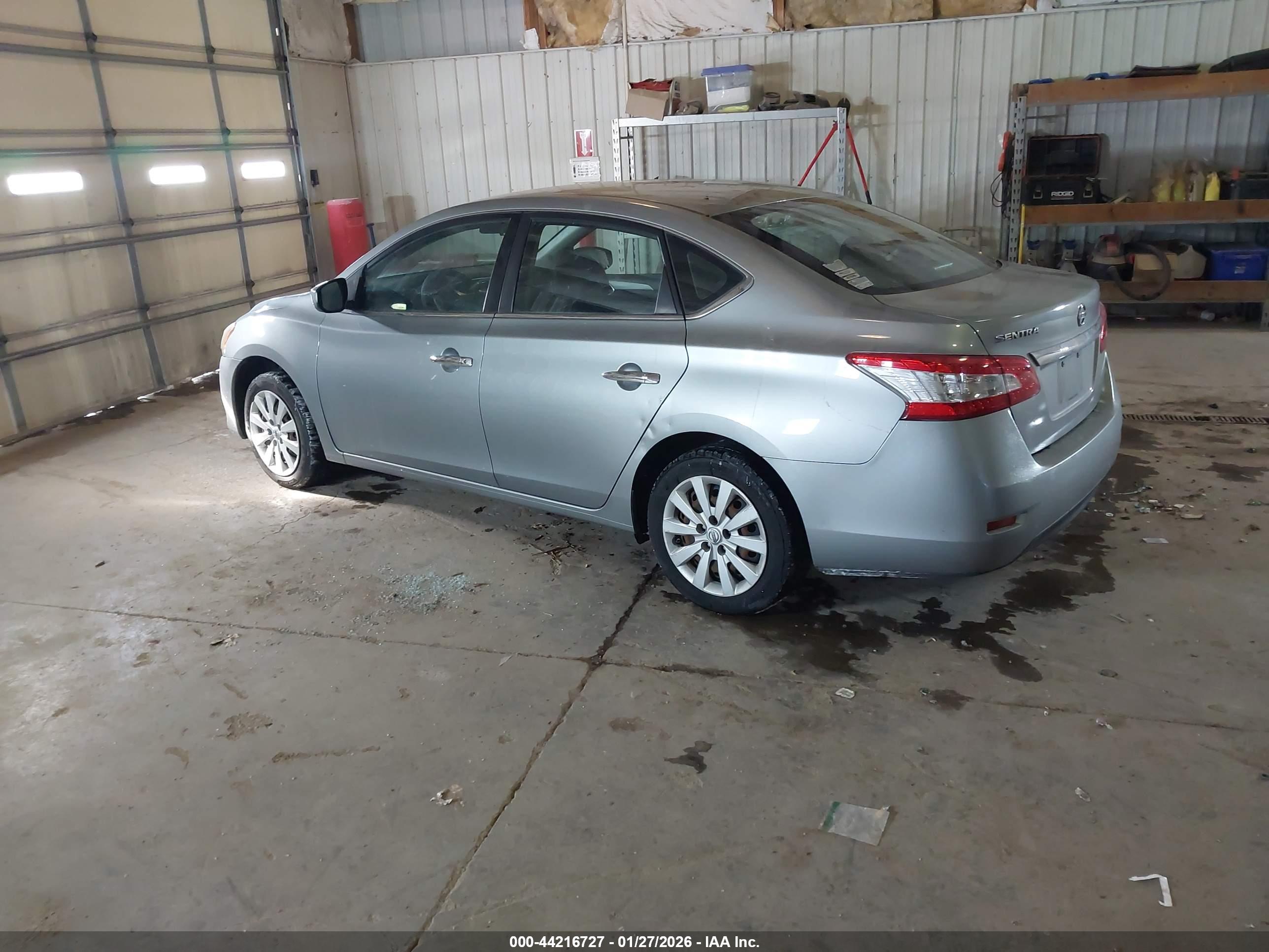 NISSAN SENTRA image 3