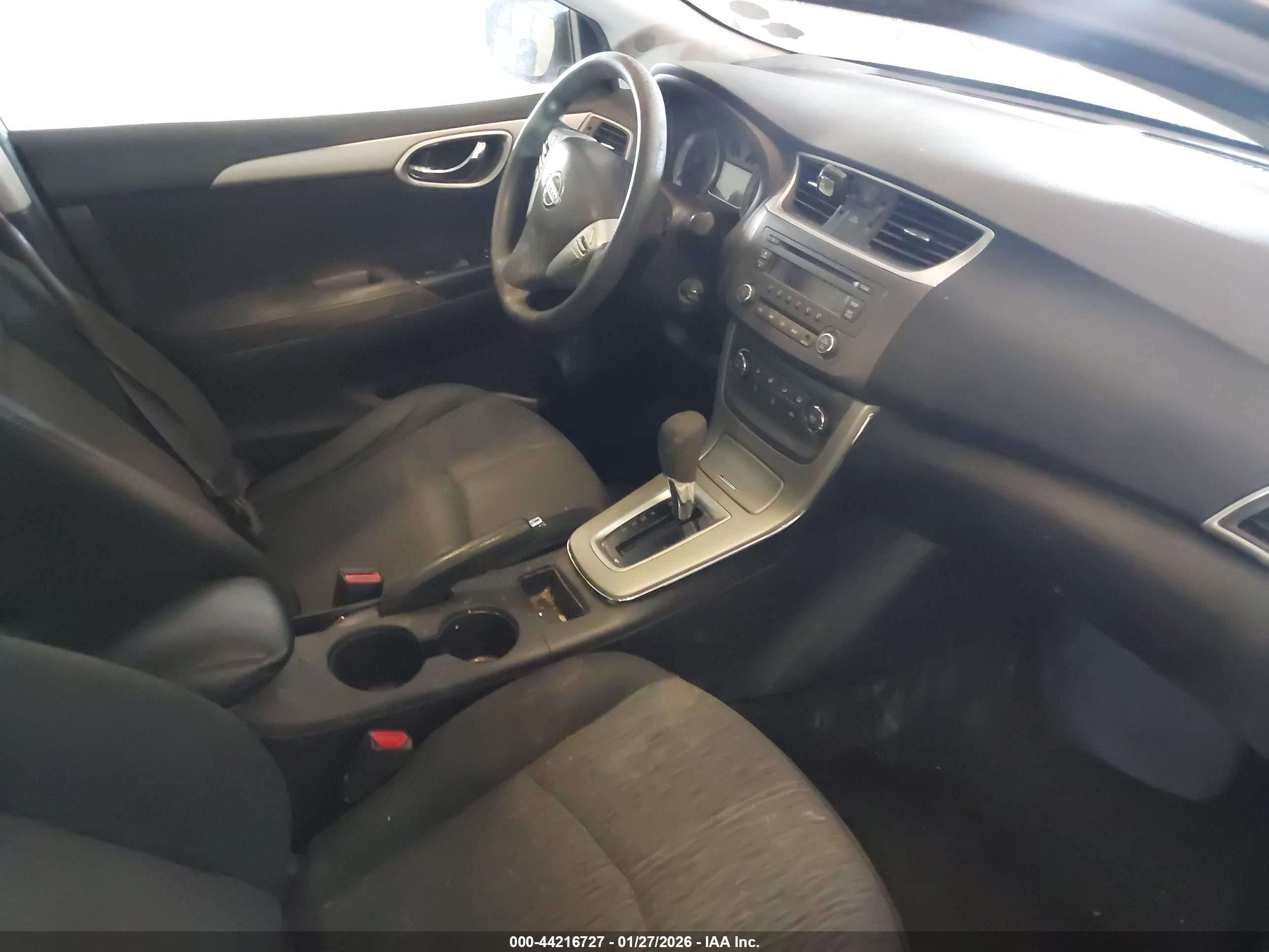 NISSAN SENTRA image 5