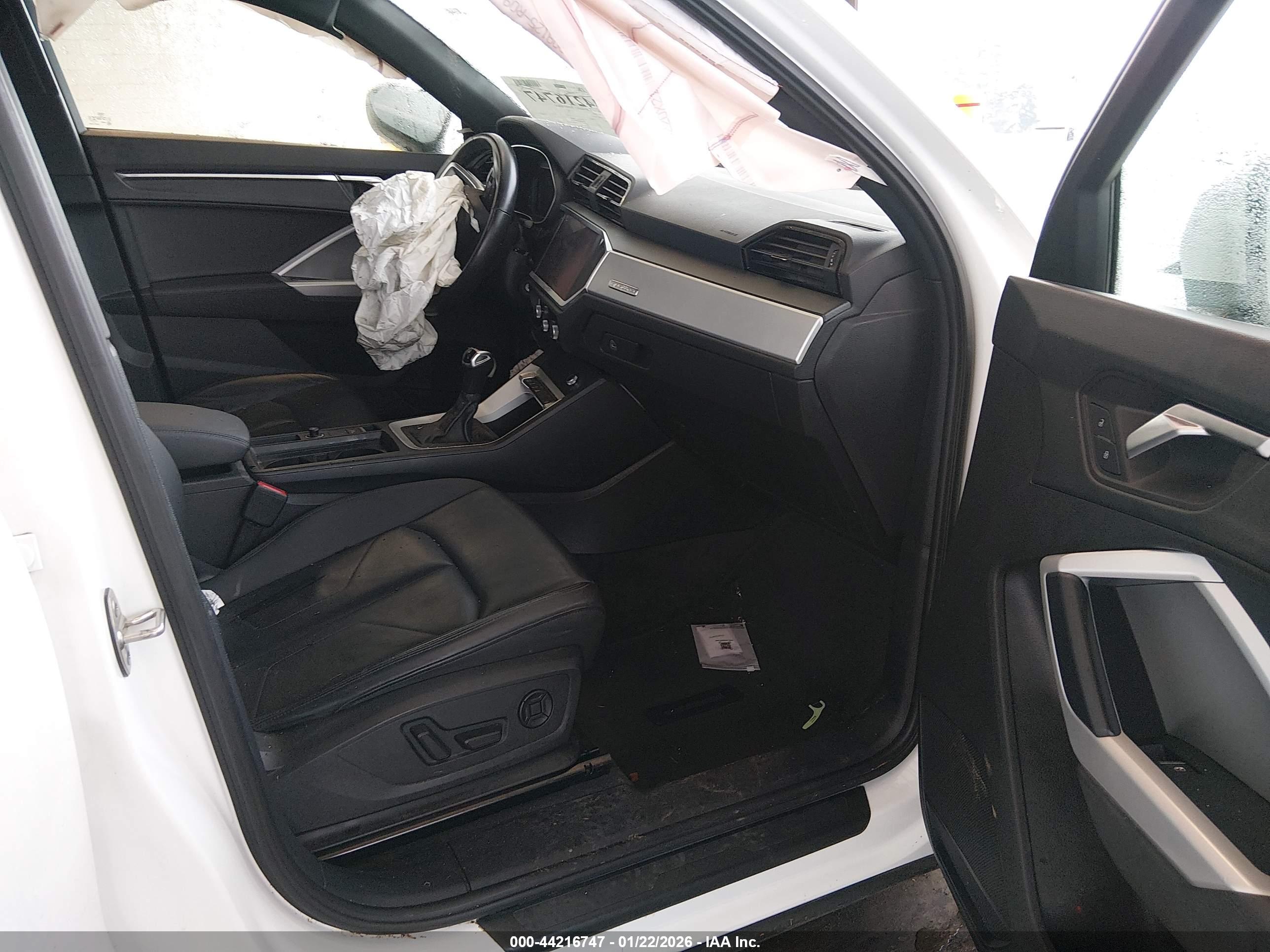 AUDI Q3 image 5