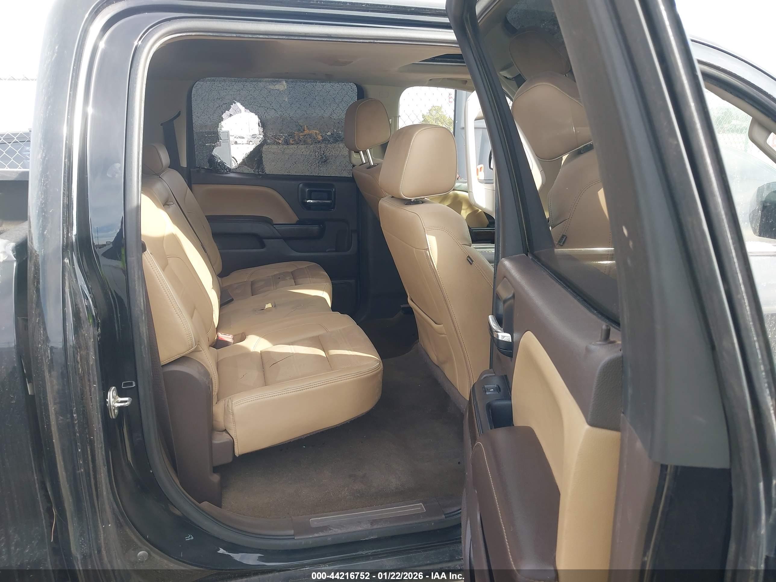 GMC SIERRA image 8