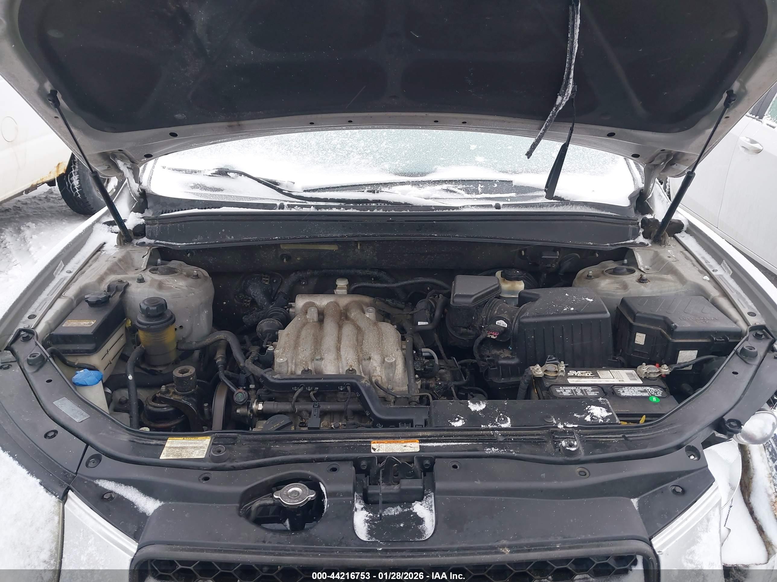 HYUNDAI SANTA image 10
