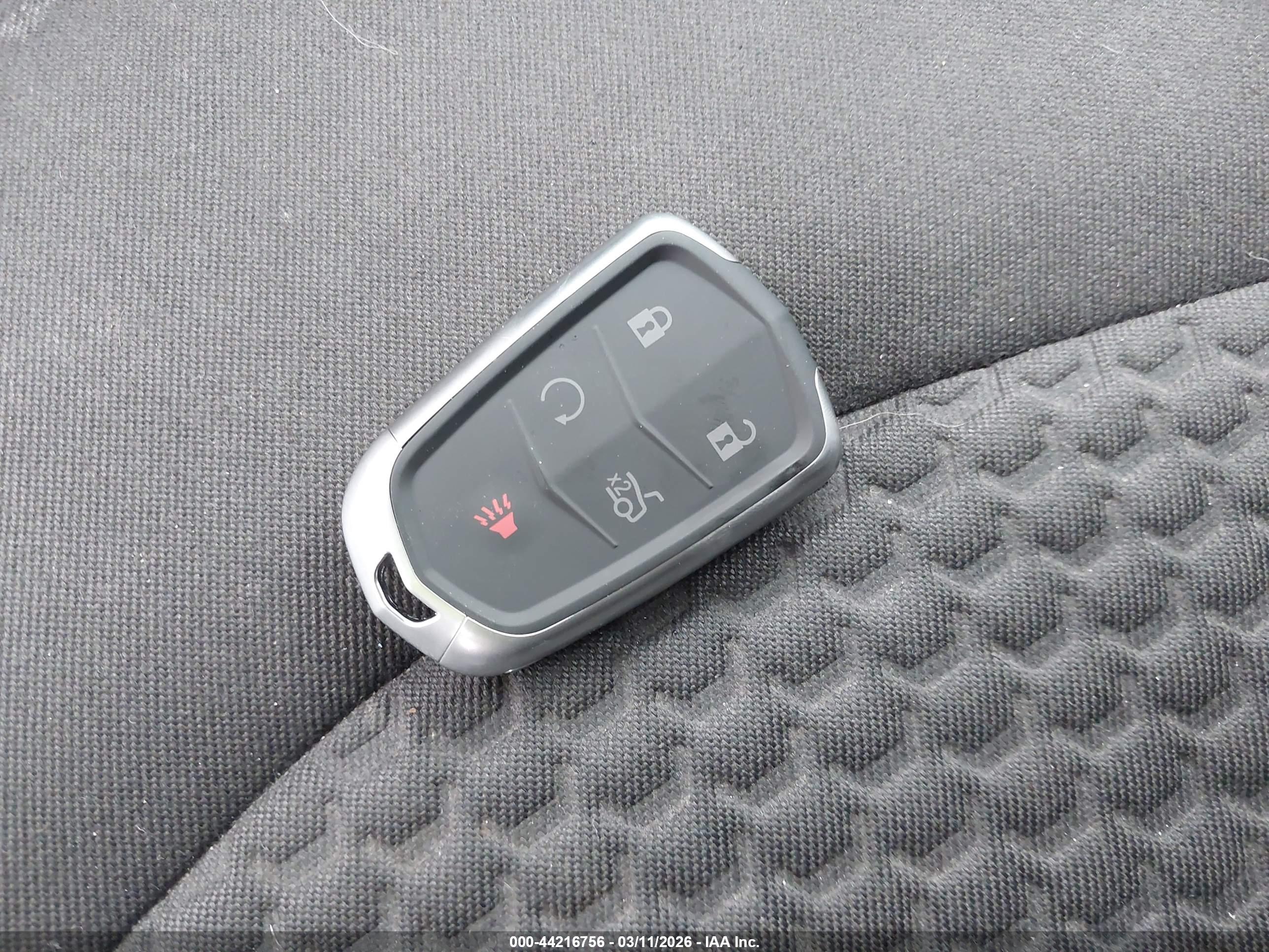 GMC TERRAIN image 11