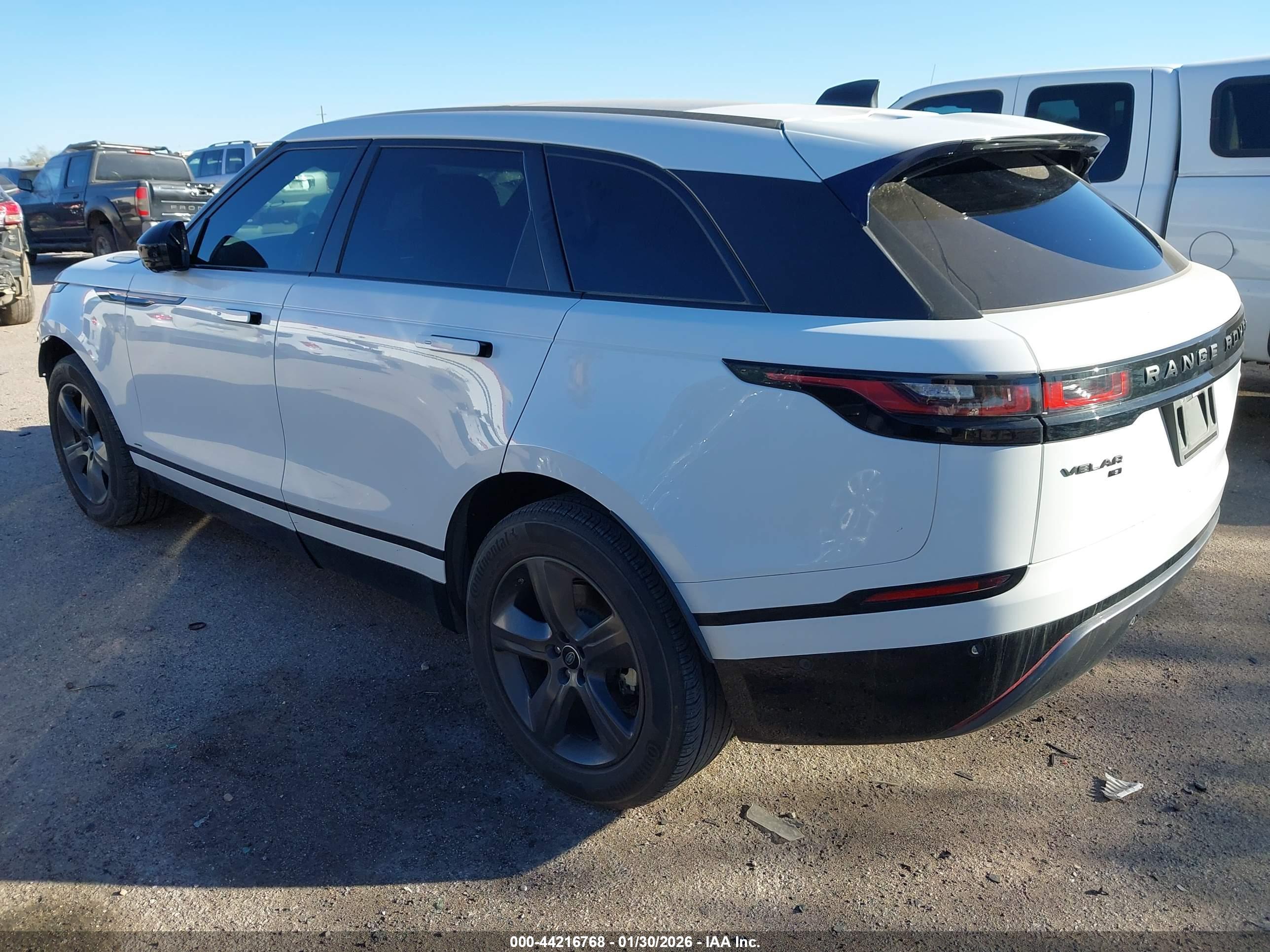 LAND ROVER image 3