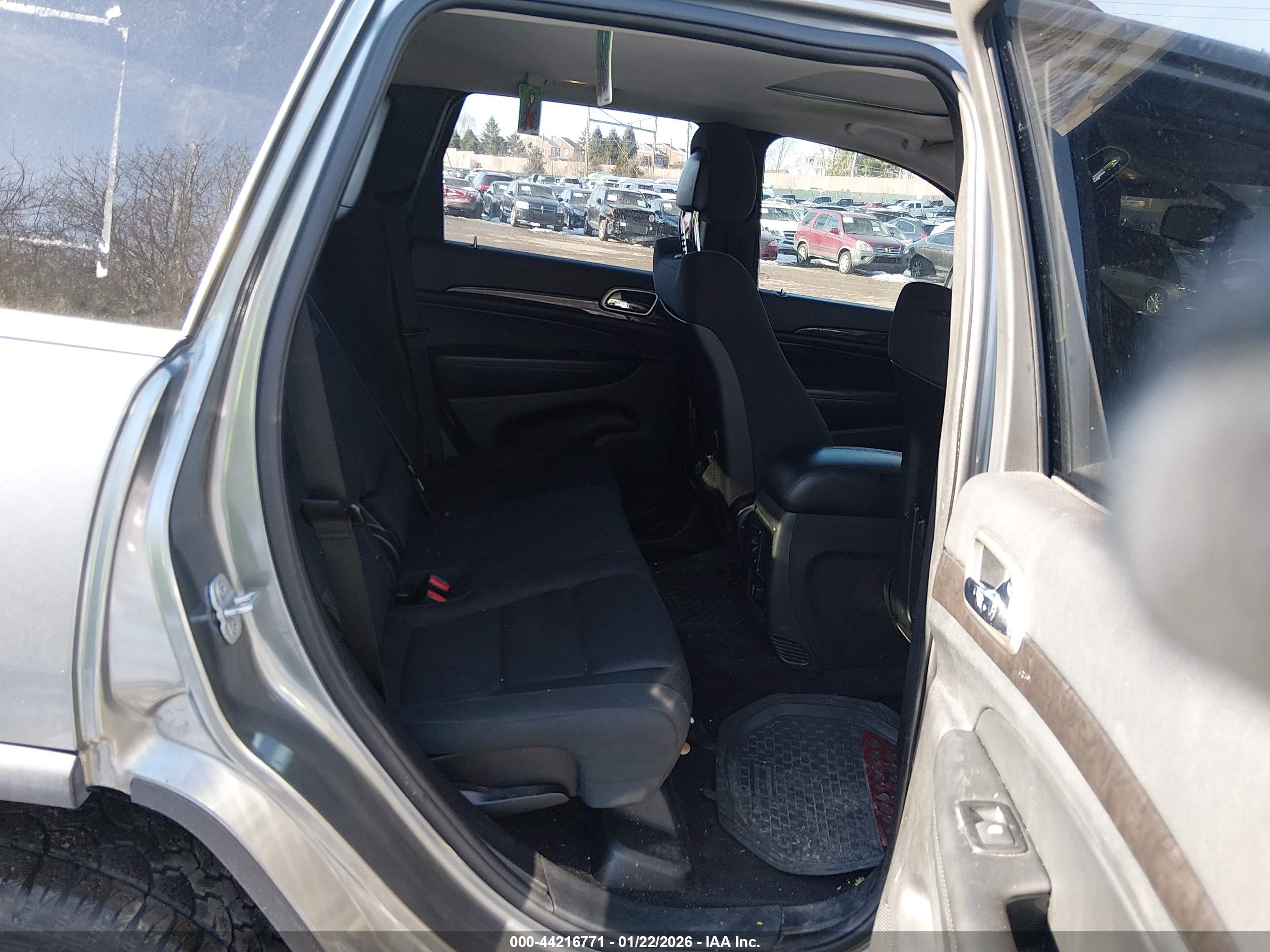 JEEP GRAND image 8