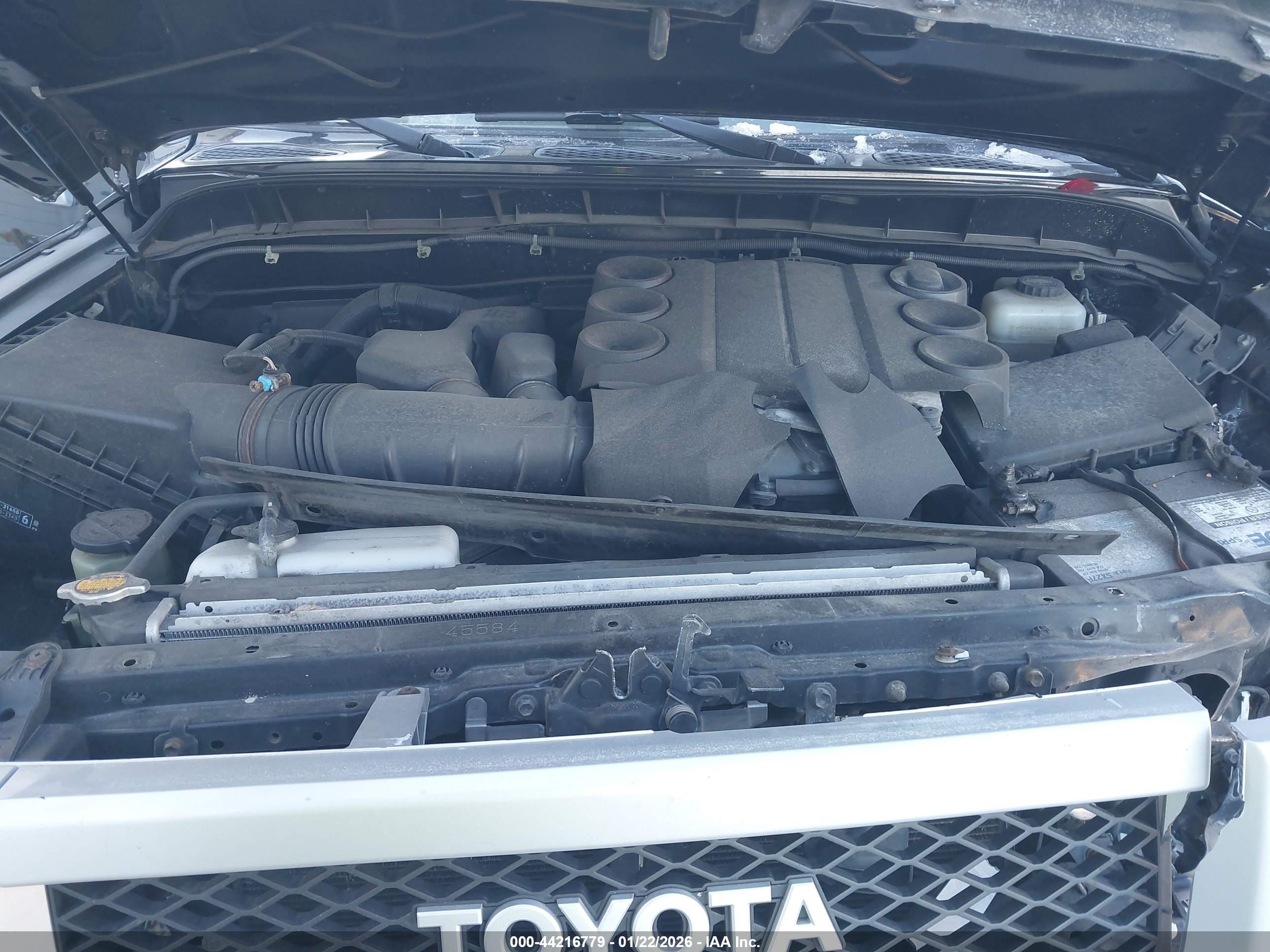 TOYOTA FJ image 10