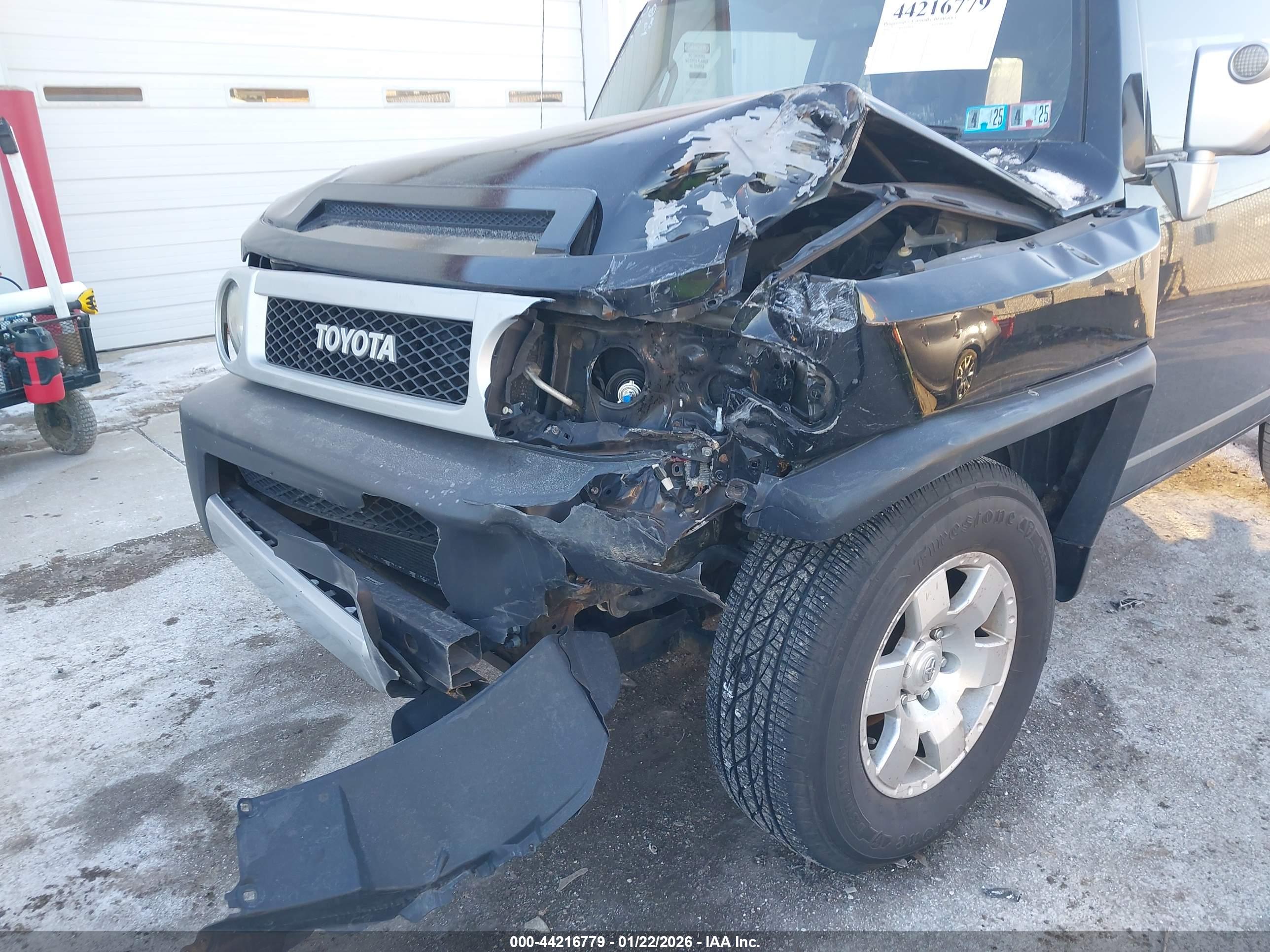 TOYOTA FJ image 6