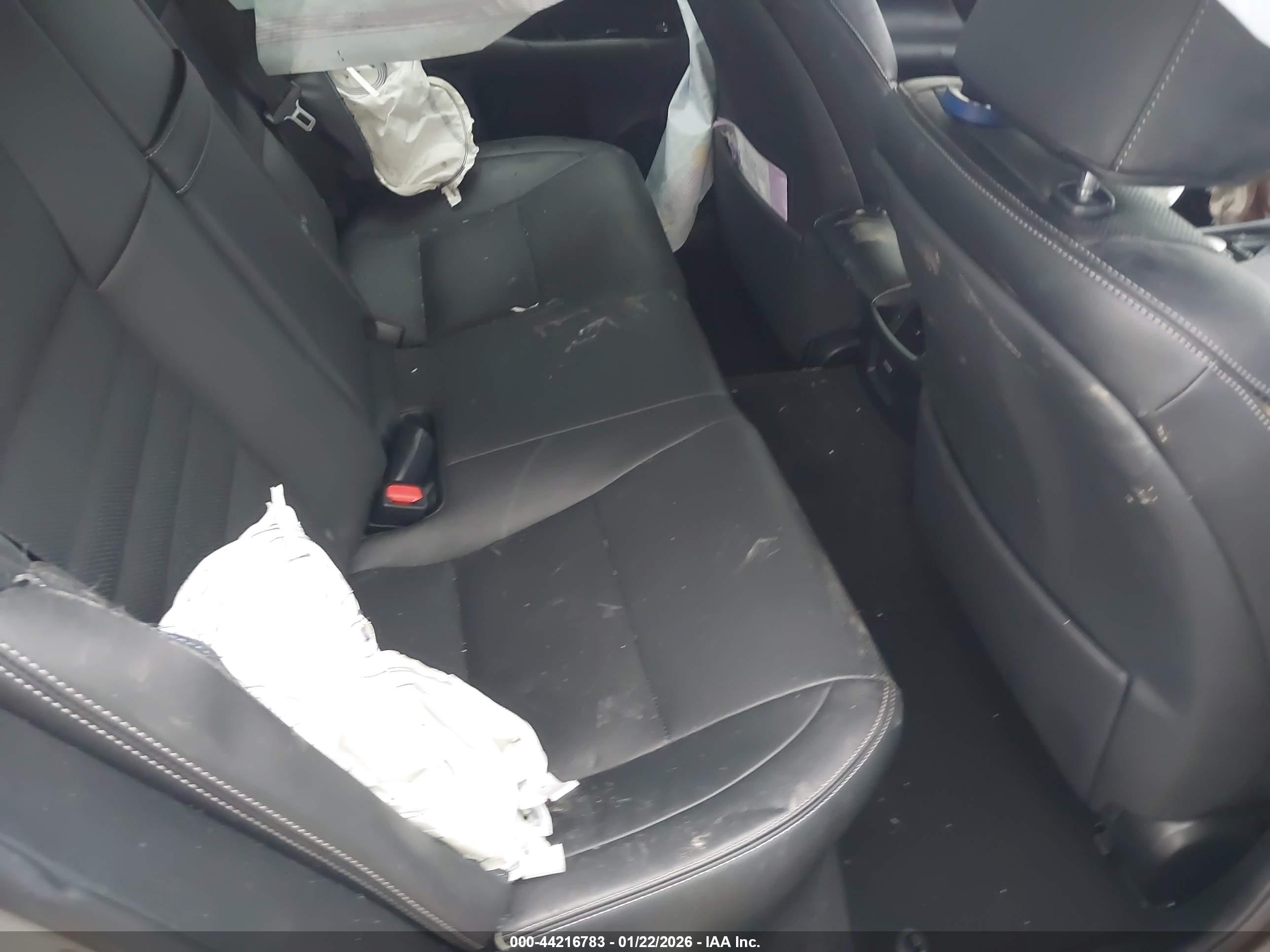 LEXUS GS image 8