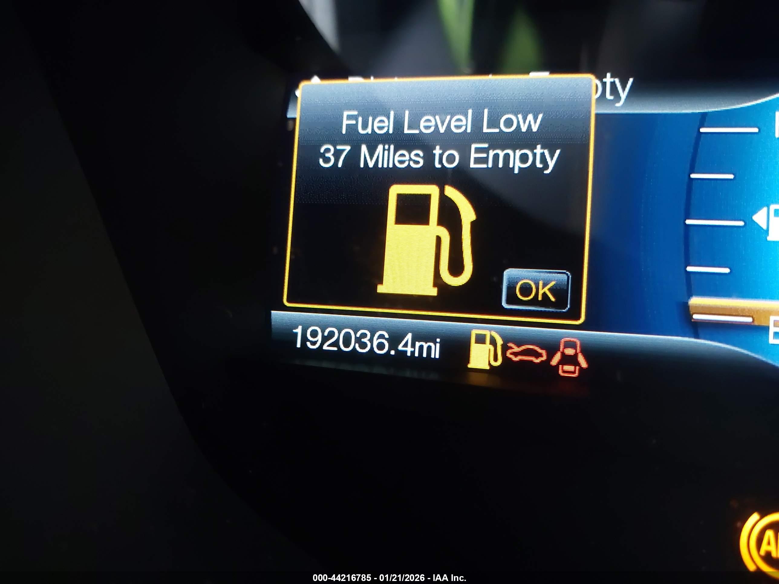 FORD FUSION image 7