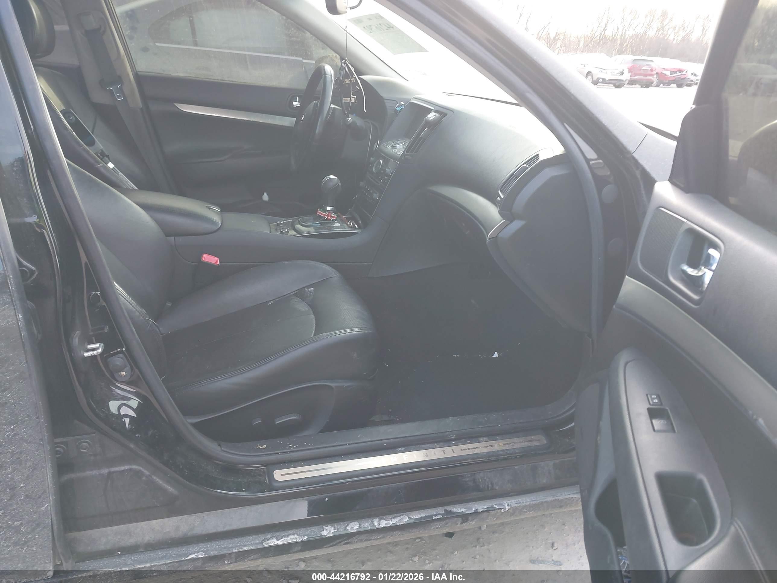 INFINITI G37X image 5