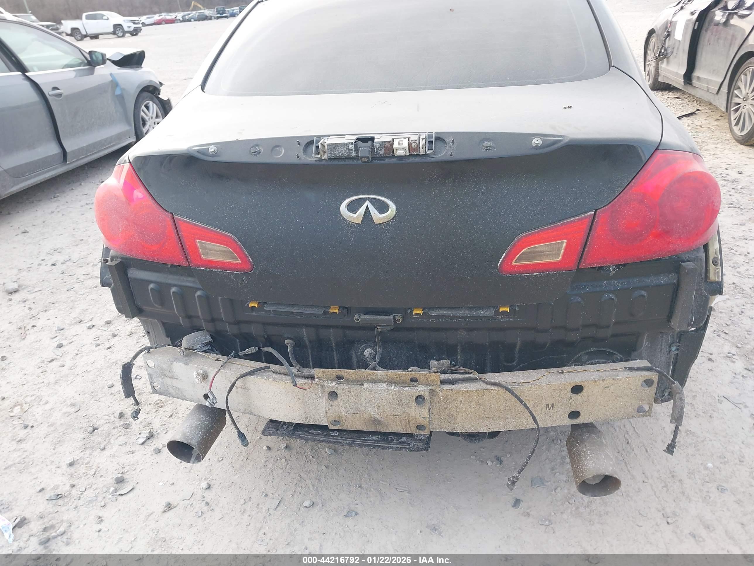 INFINITI G37X image 6