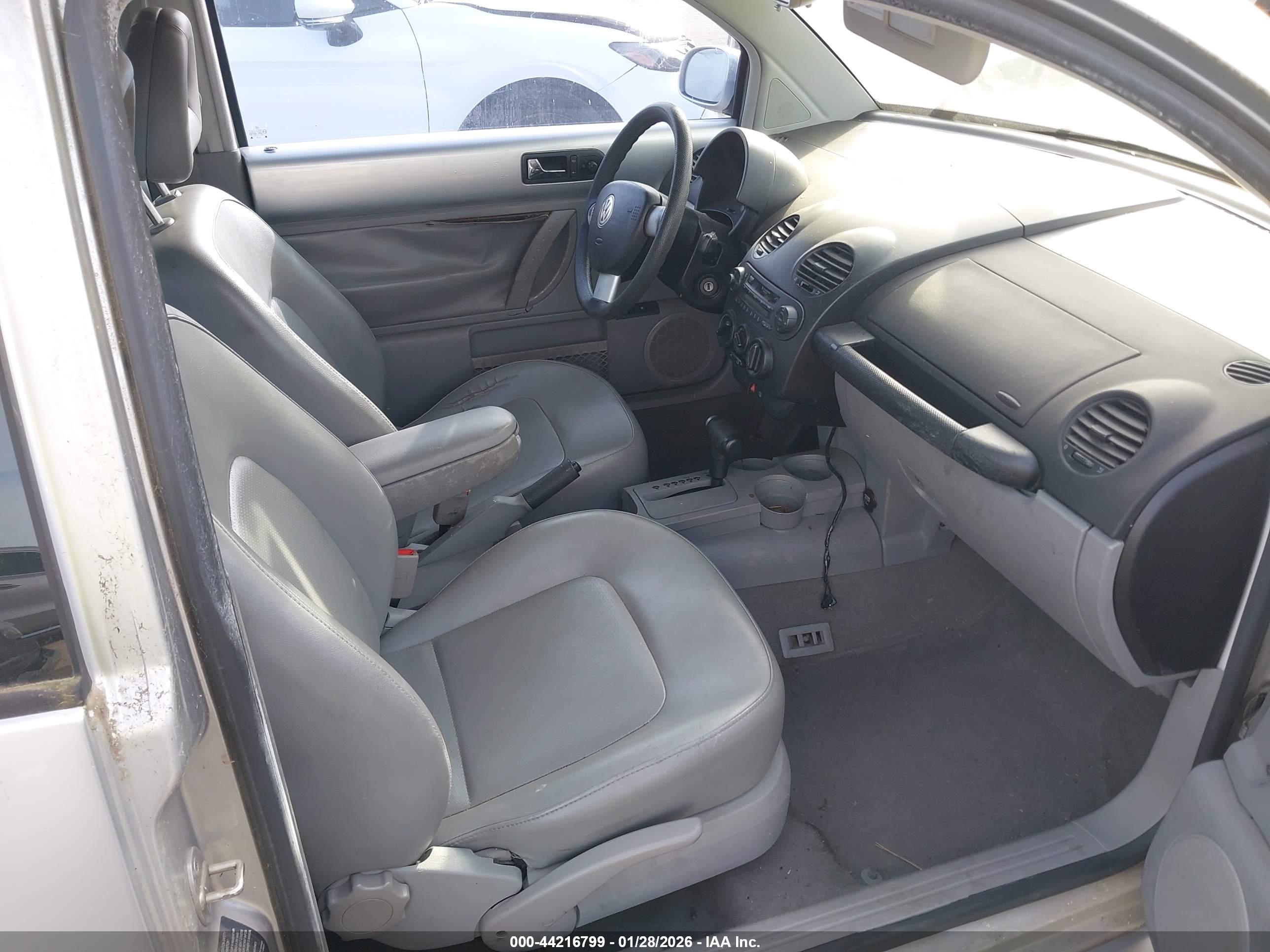 VOLKSWAGEN NEW image 5