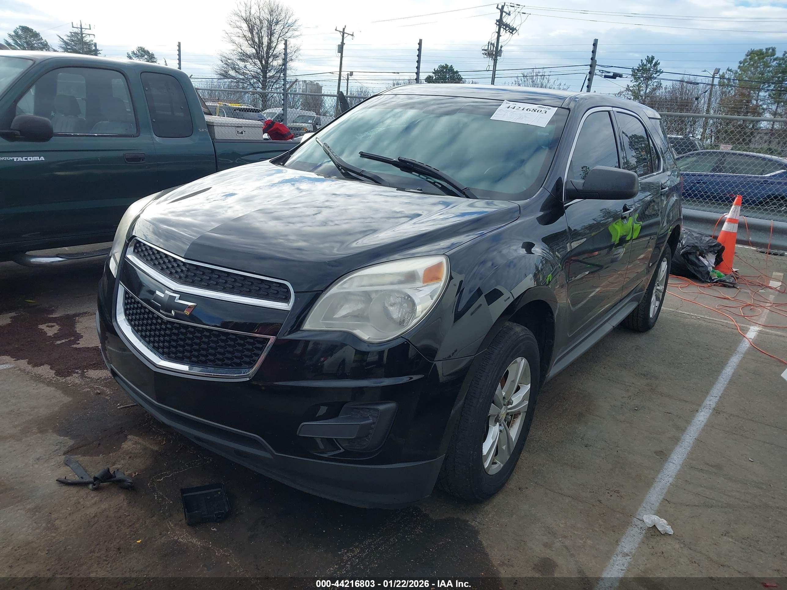 CHEVROLET EQUINOX image 2