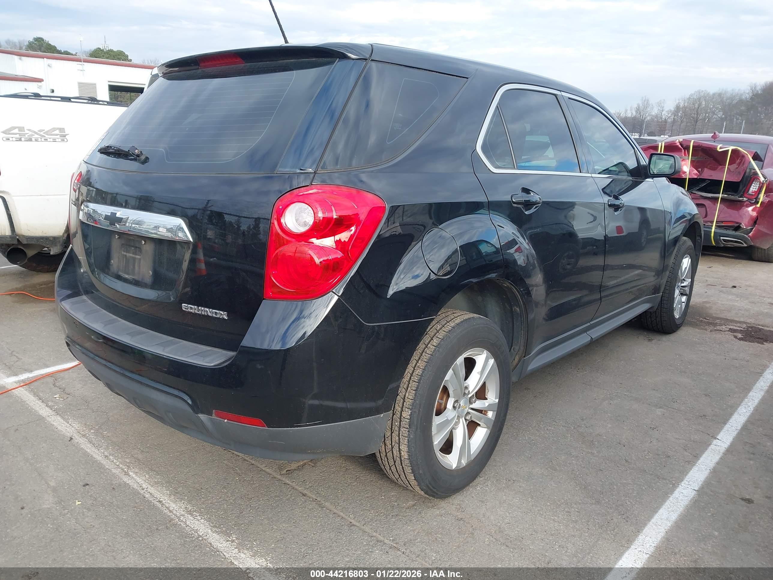 CHEVROLET EQUINOX image 4